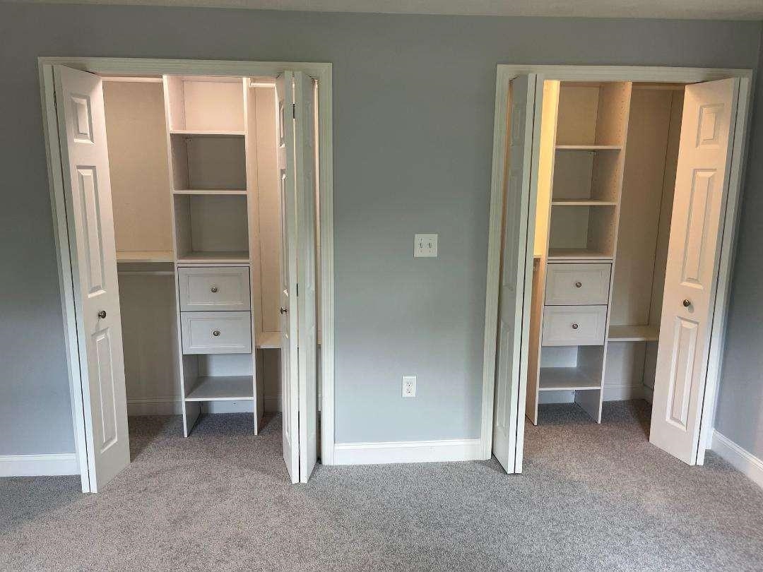 7 Oakwood St, Windham, NH 03087