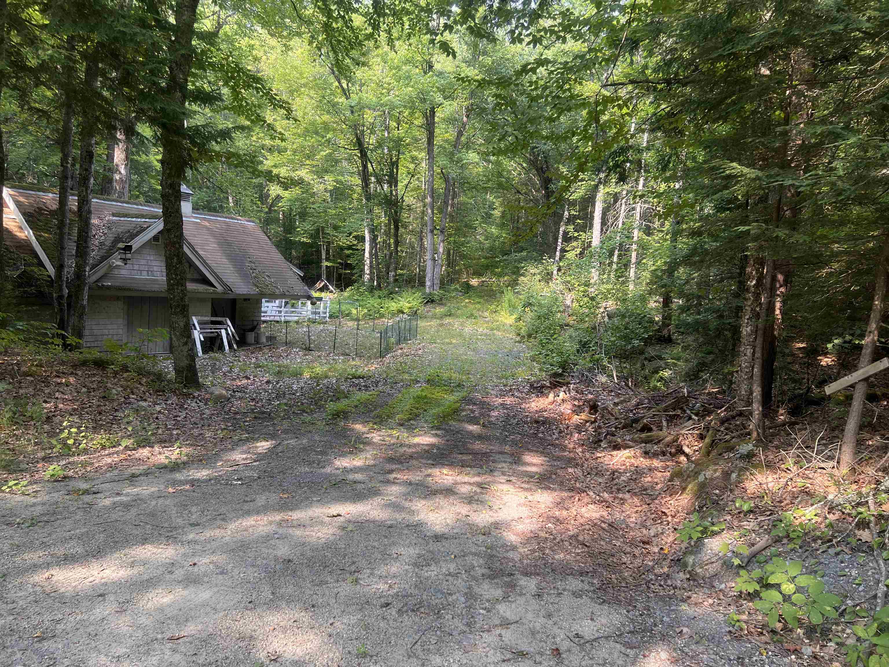 133 Quinttown Rd, Orford, NH 03777