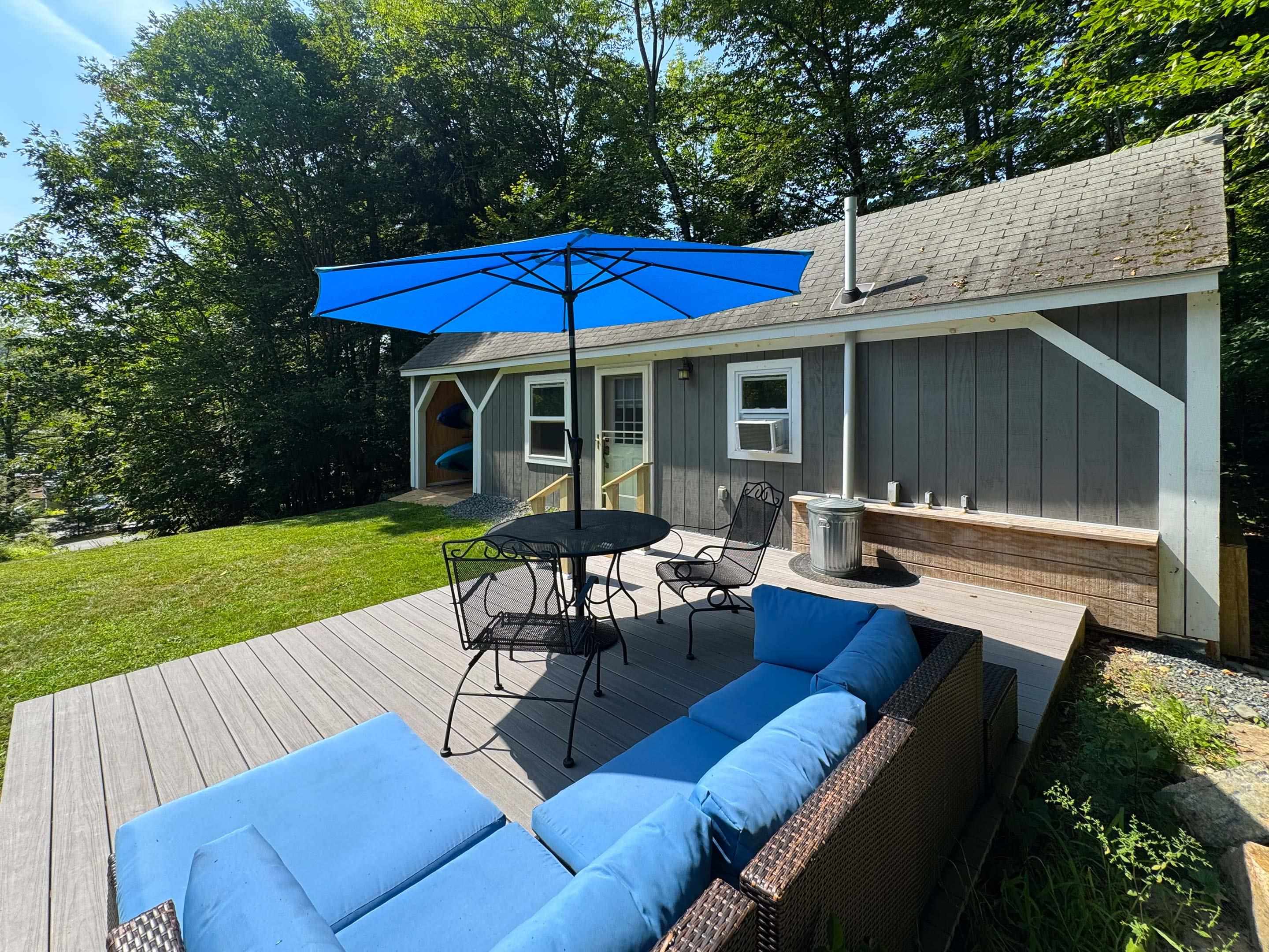 The Cottage - Patio Area