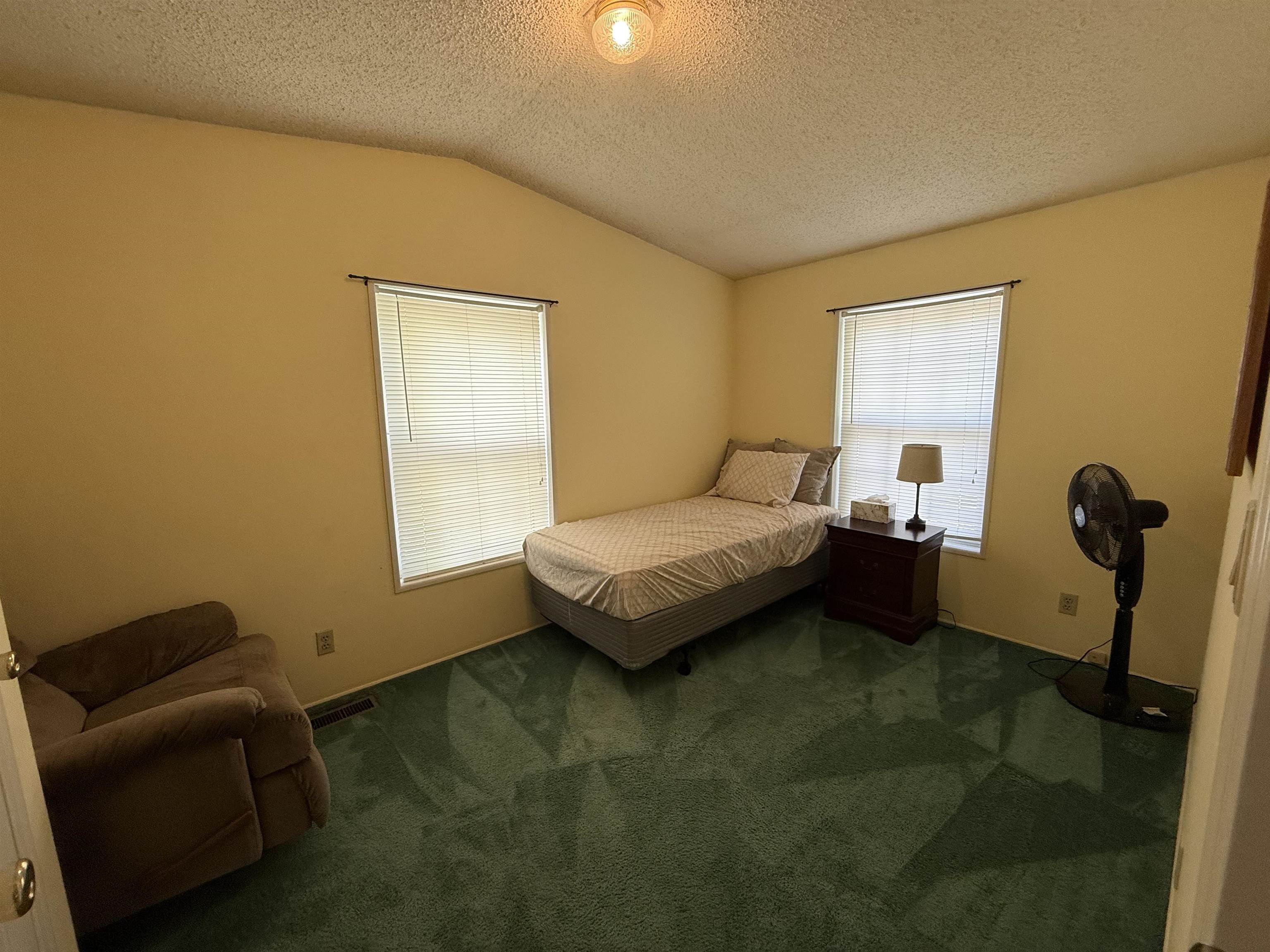 Homes for sale in Exeter, NH | 101 Robinhood Dr, Exeter, NH 03833 | MLS# 5056072