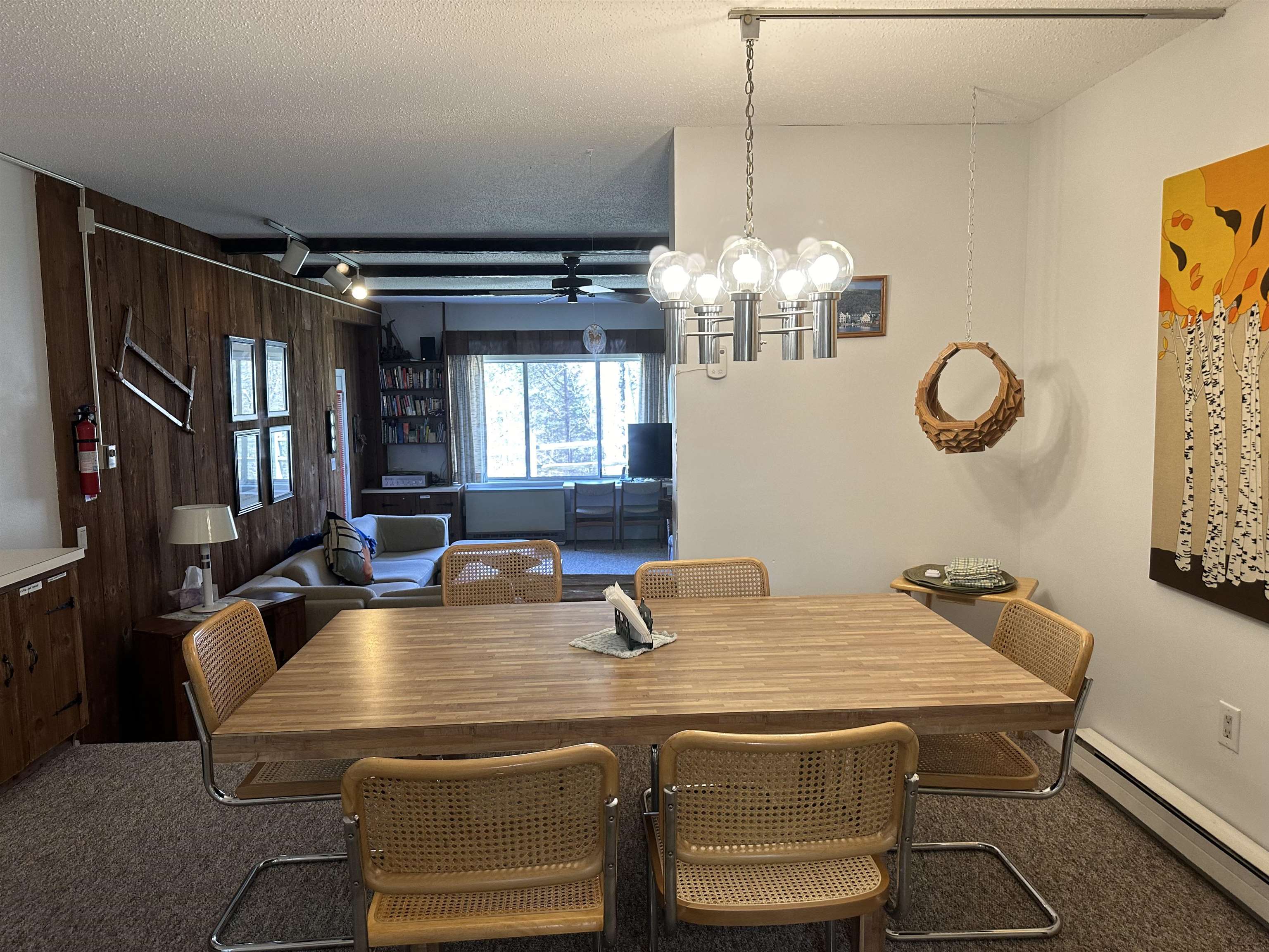 Dining room off kitchen
