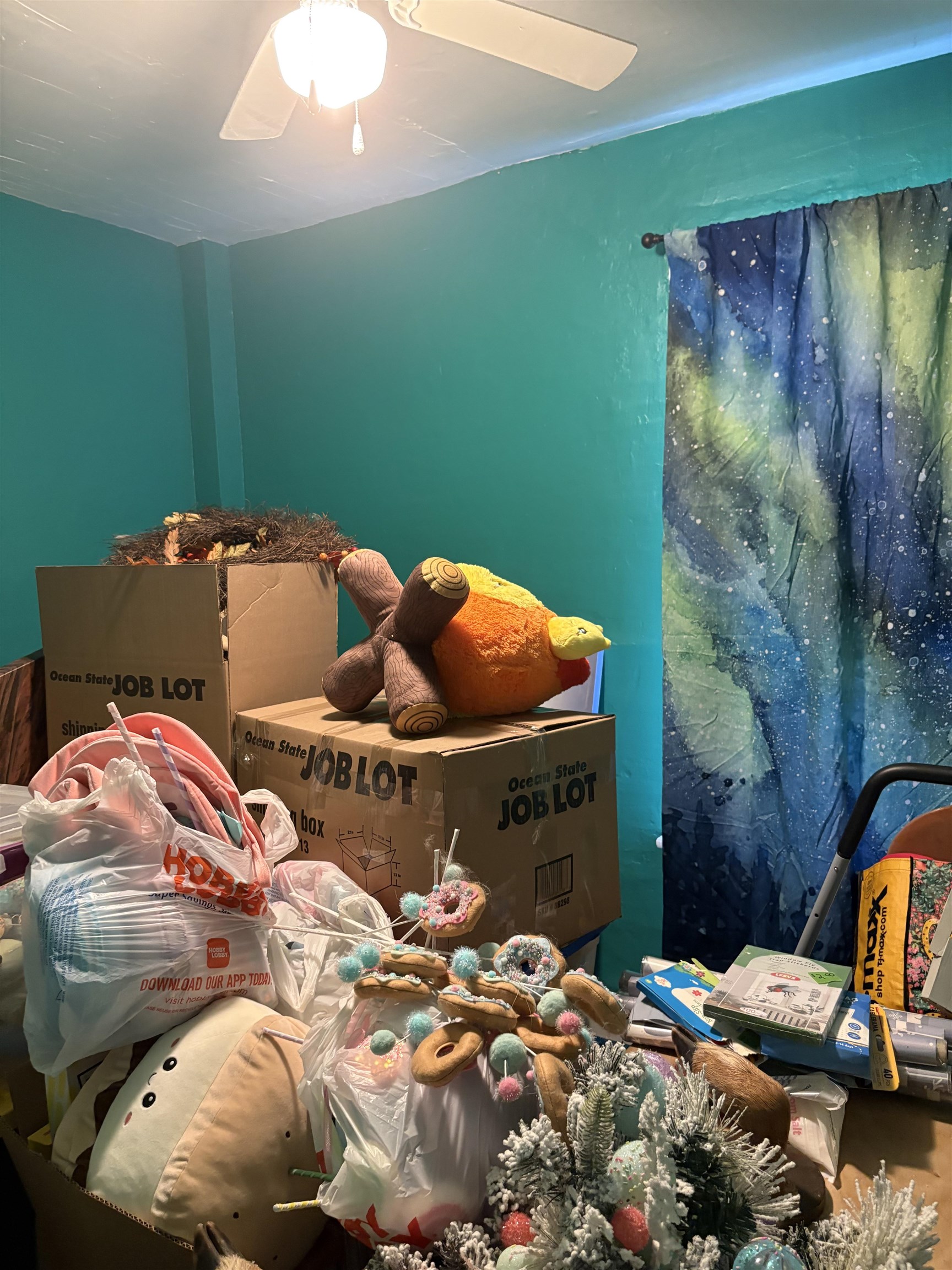 First Floor Bonus Room 23867345