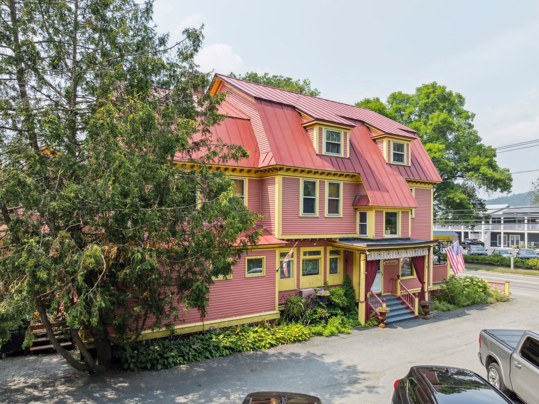 The Village Inn of Woodstock