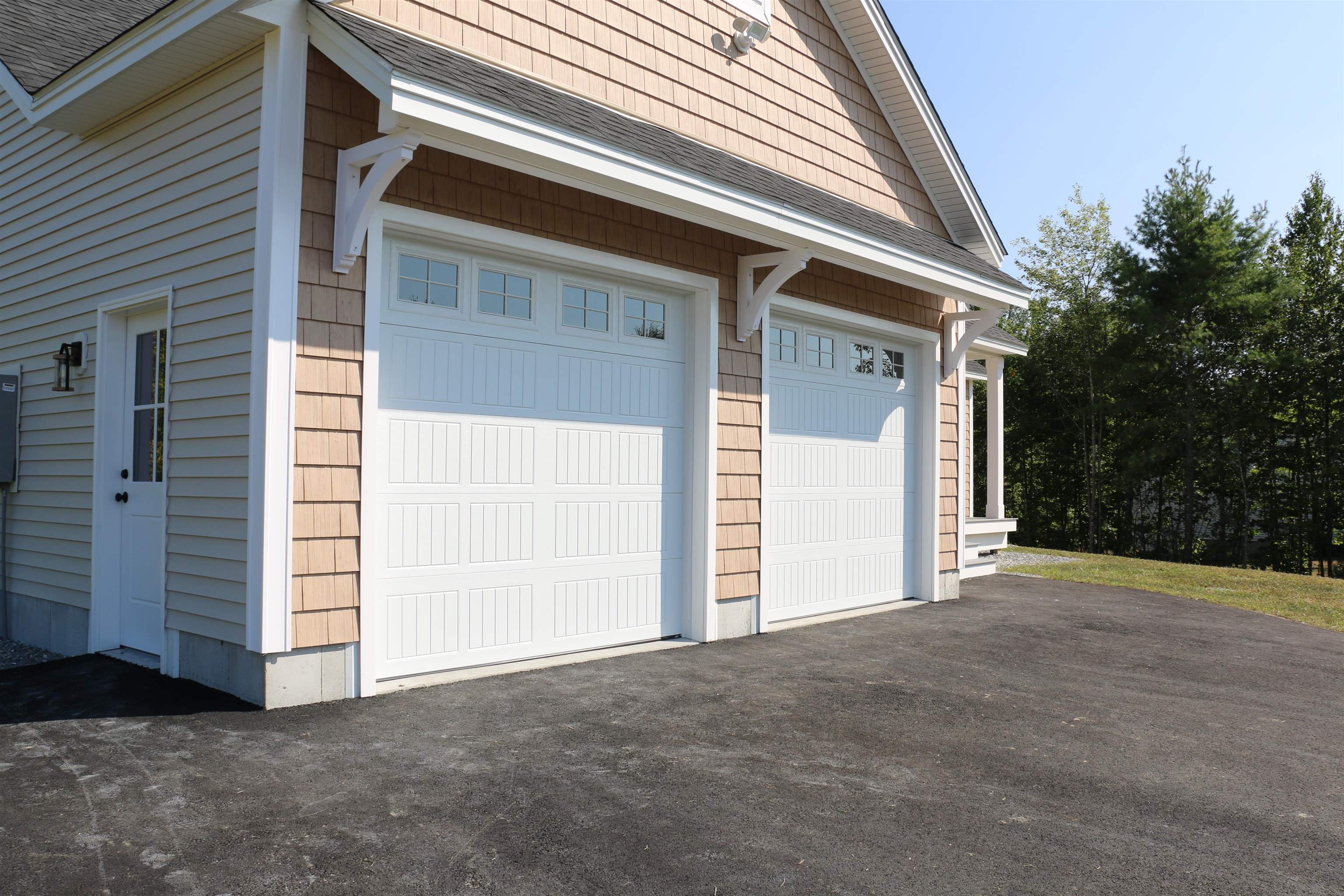 441 Blane Cir, Pembroke, NH 03275