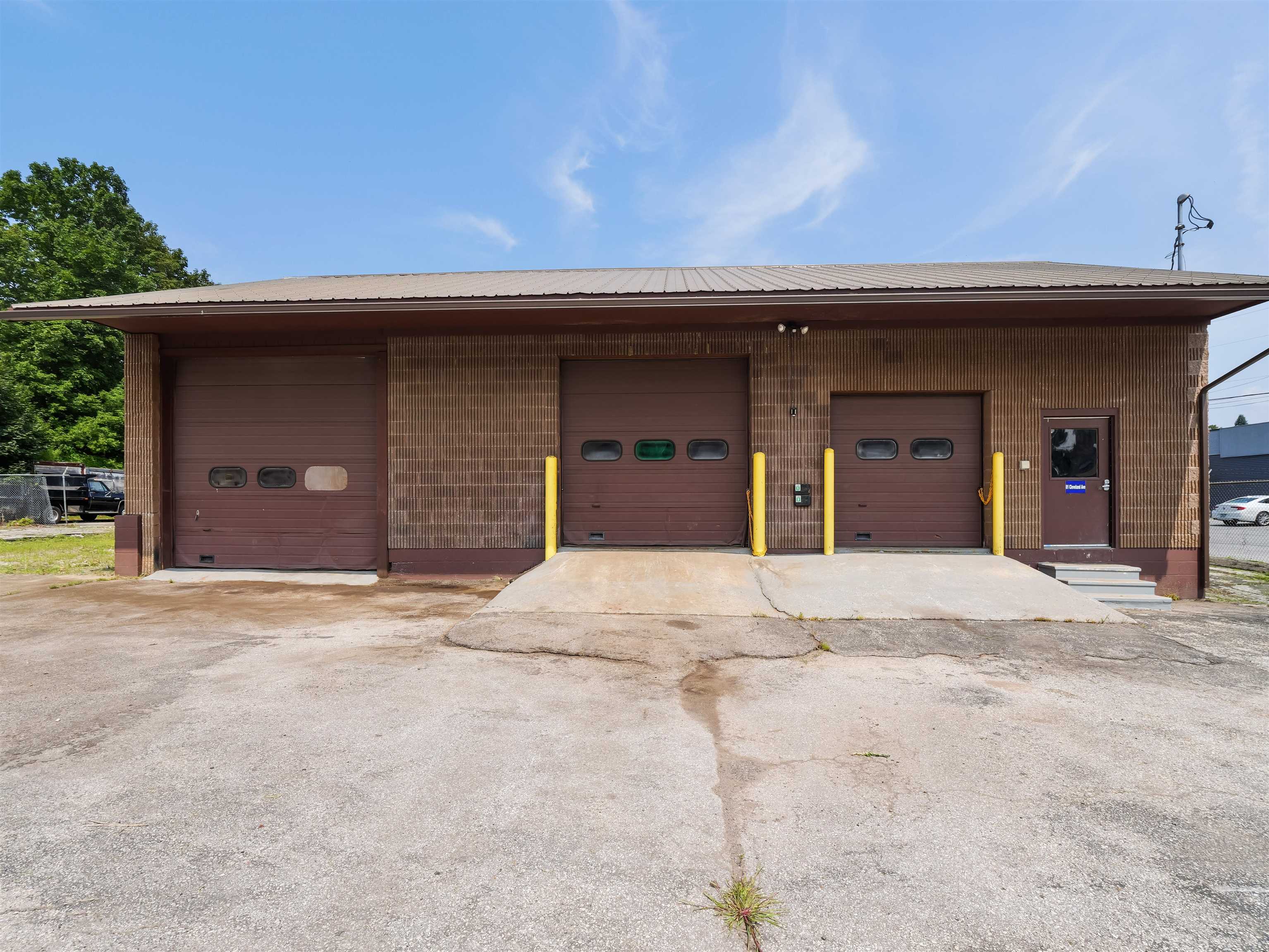 Rutland City VT Commercial Property for sale $$235,000 $90 per sq.ft.