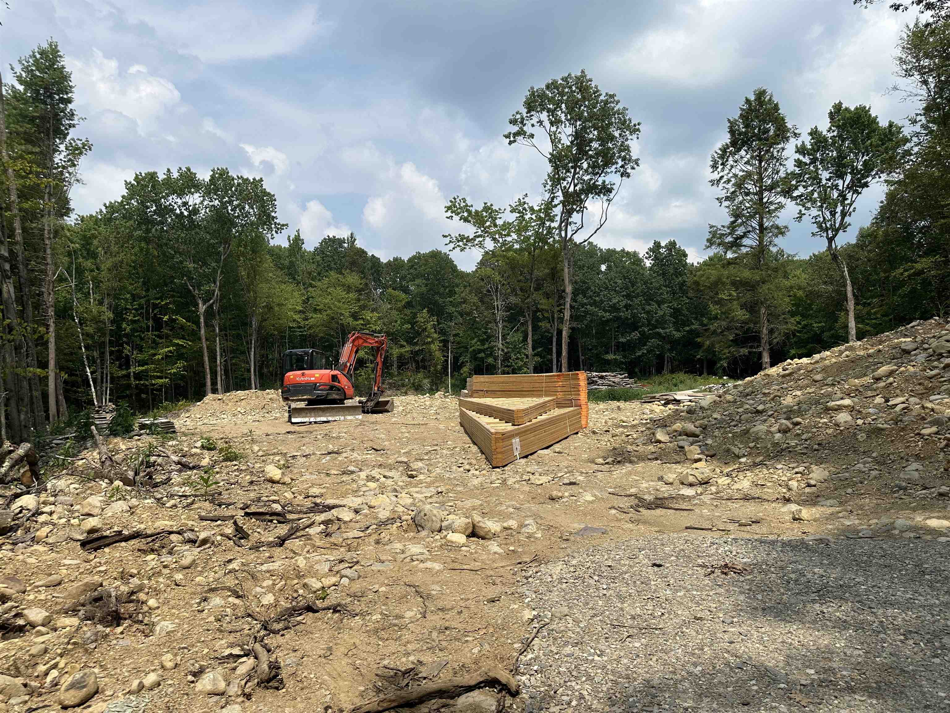 Salisbury VT Home for sale $$460,000 $226 per sq.ft.