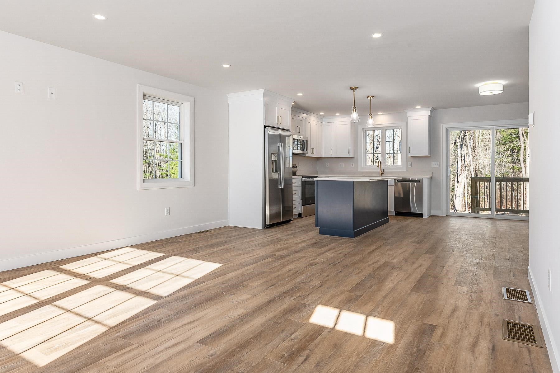 19B Birch Hill Ln, Somersworth, NH 03878