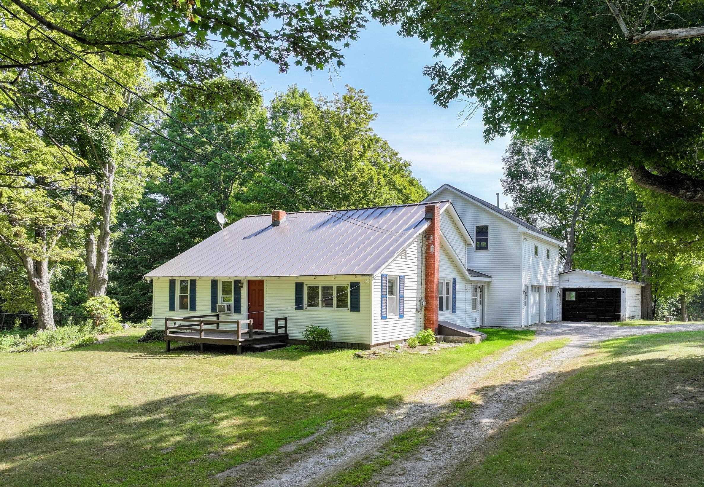 Leicester VT Home for sale $$365,000 $227 per sq.ft.