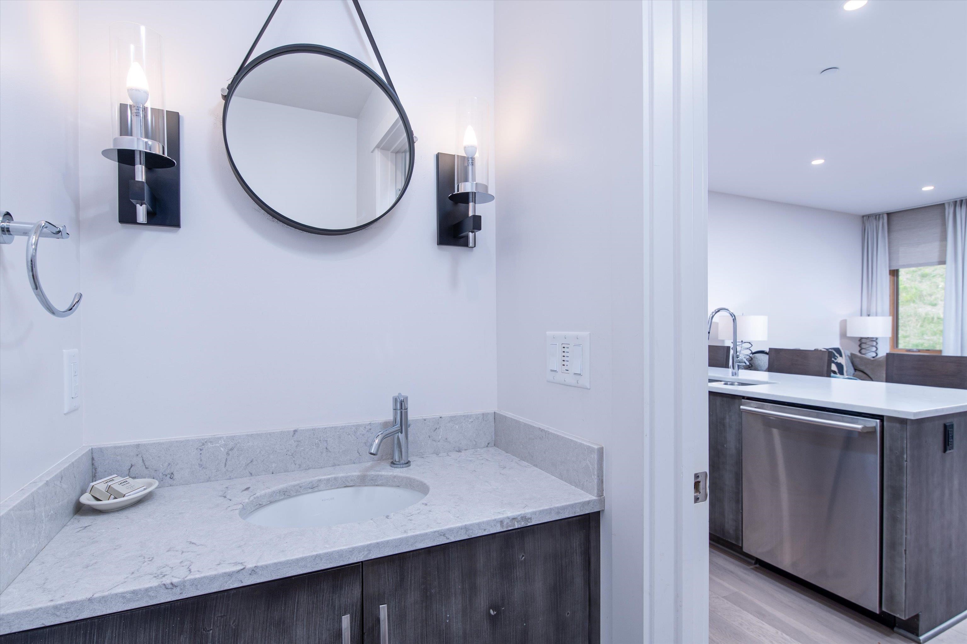 Primary Bath 23894321