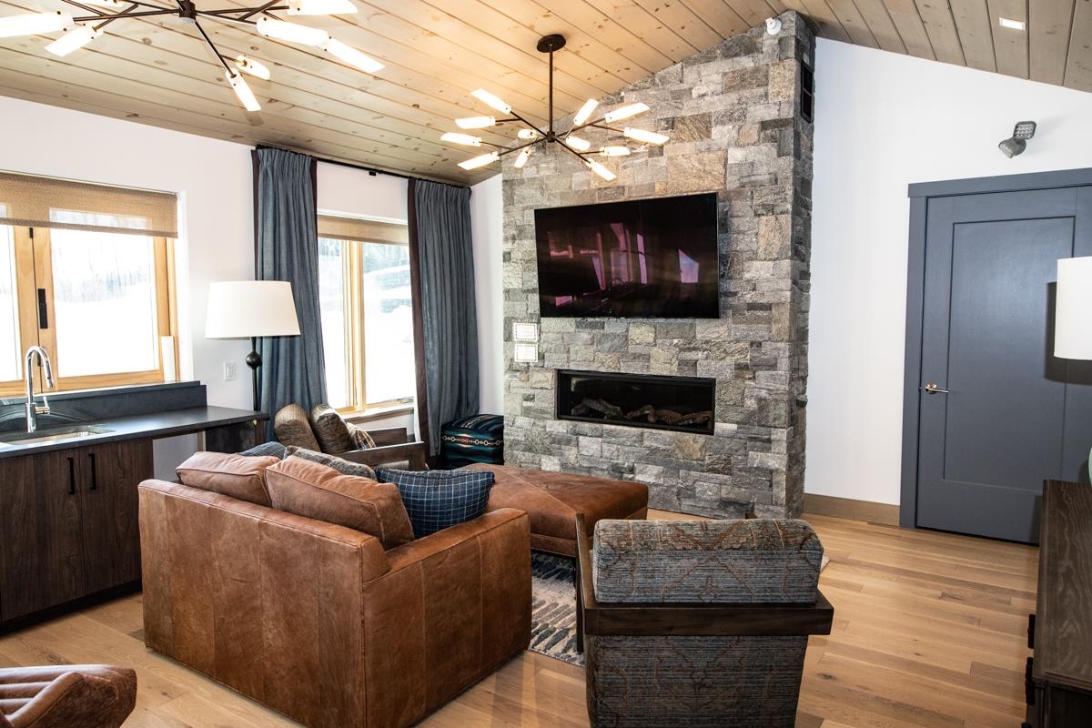 Recreation Lodge Right Next Door 23894390