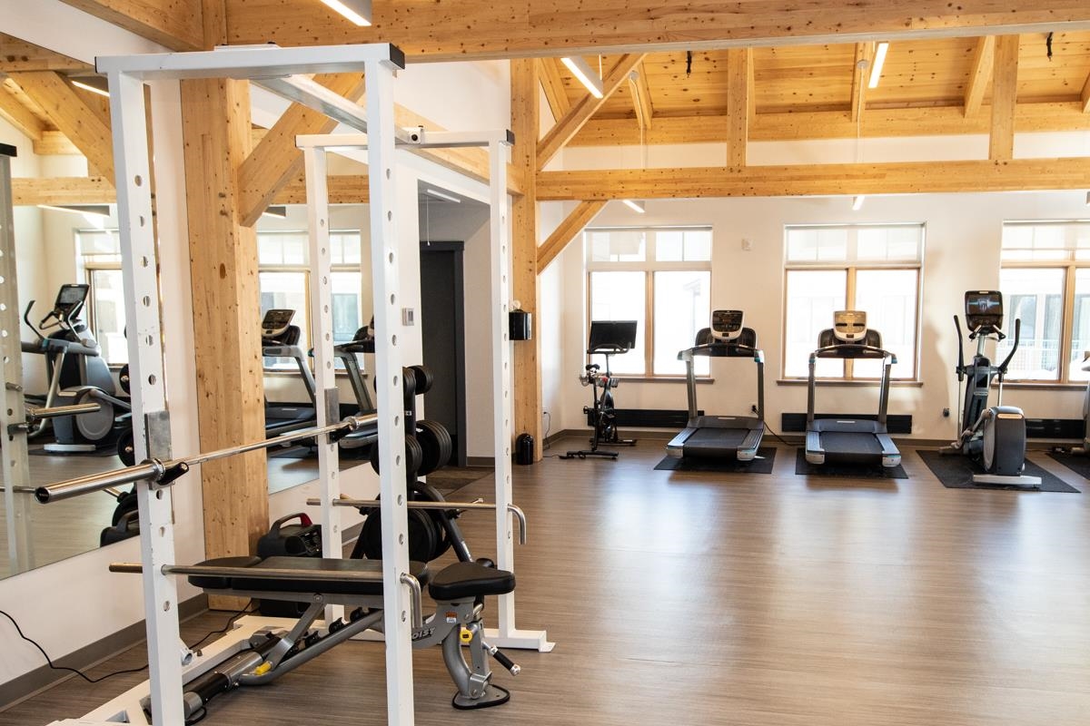 With a Gym for Solitude Owners 23894393