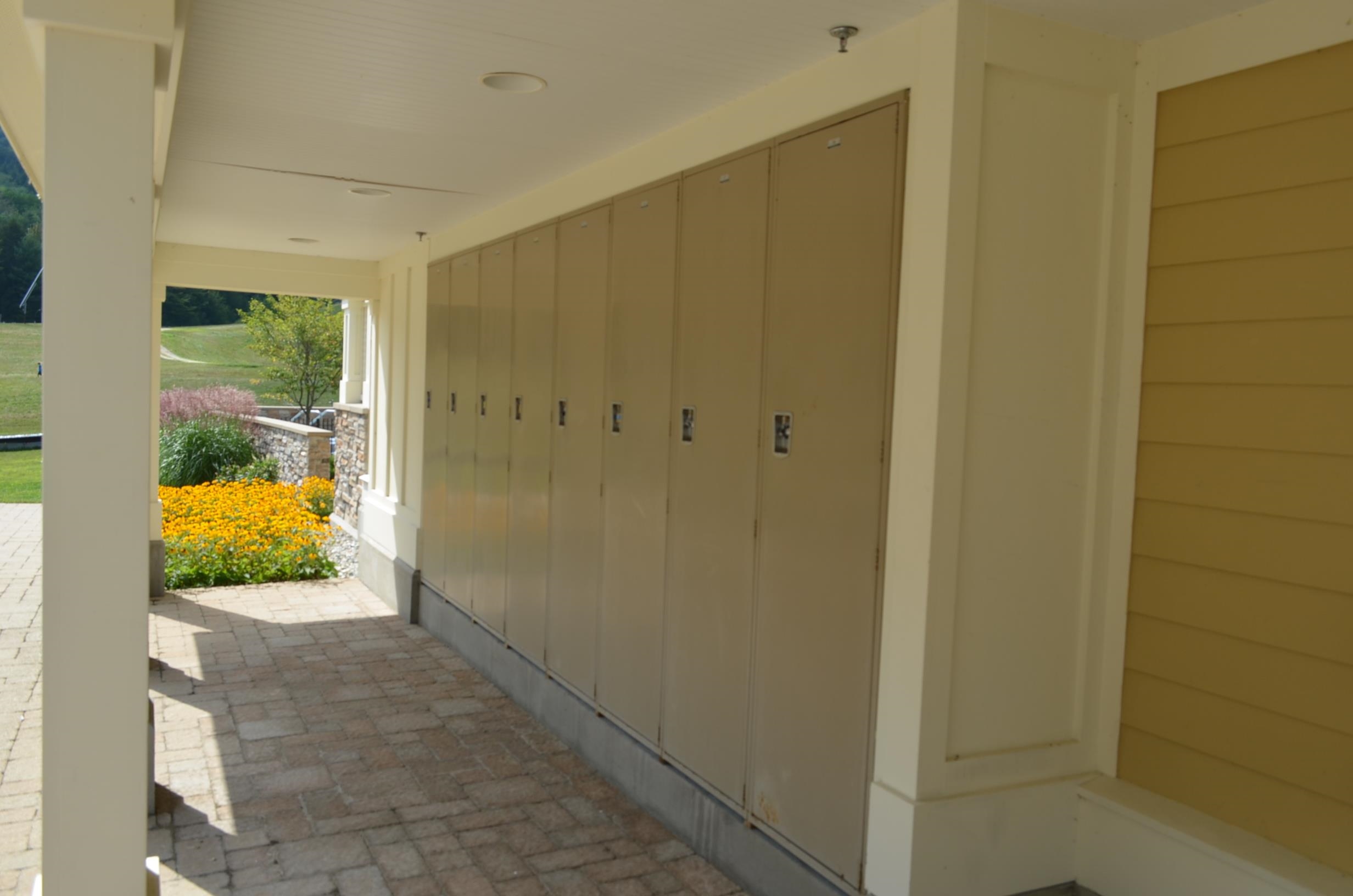 Ski Lockers 23876614