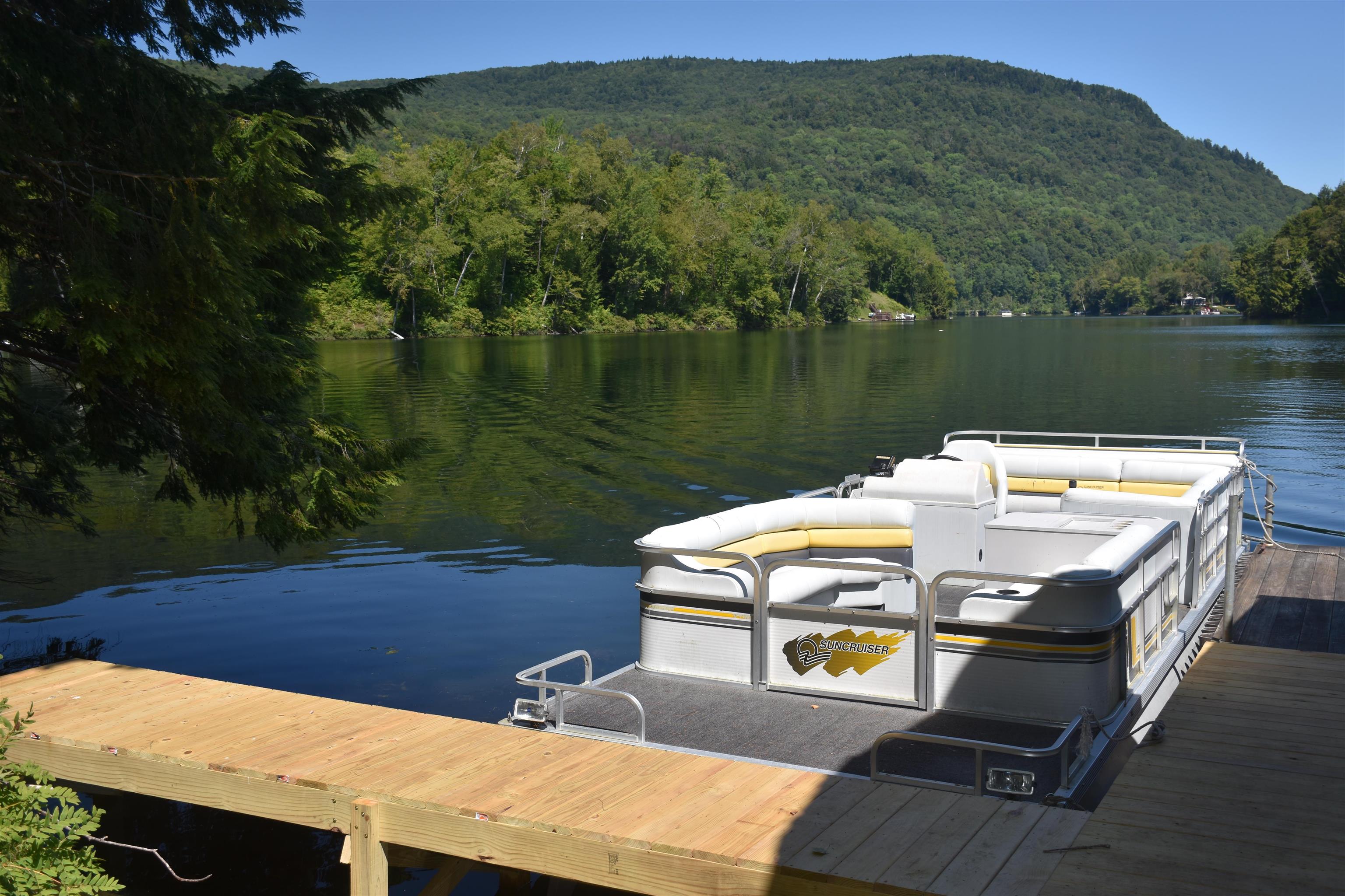 Homes for sale in Woodbury, VT | 195 Meadow Ln, Woodbury, VT 05681 | MLS# 5056992