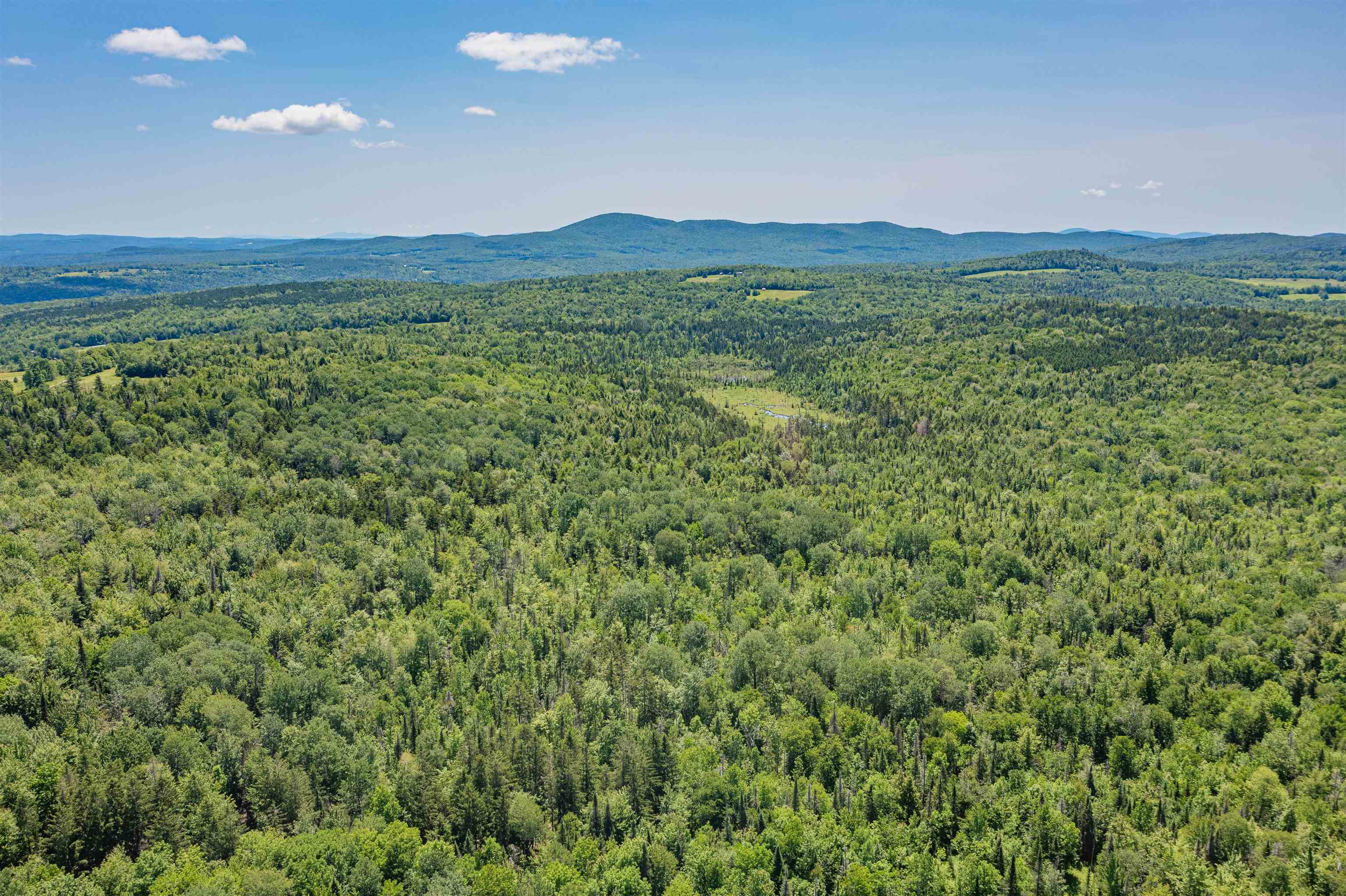 Homes for sale in Elmore, VT | 0 Lakeview Ln, Elmore, VT 05680 | MLS# 5057071