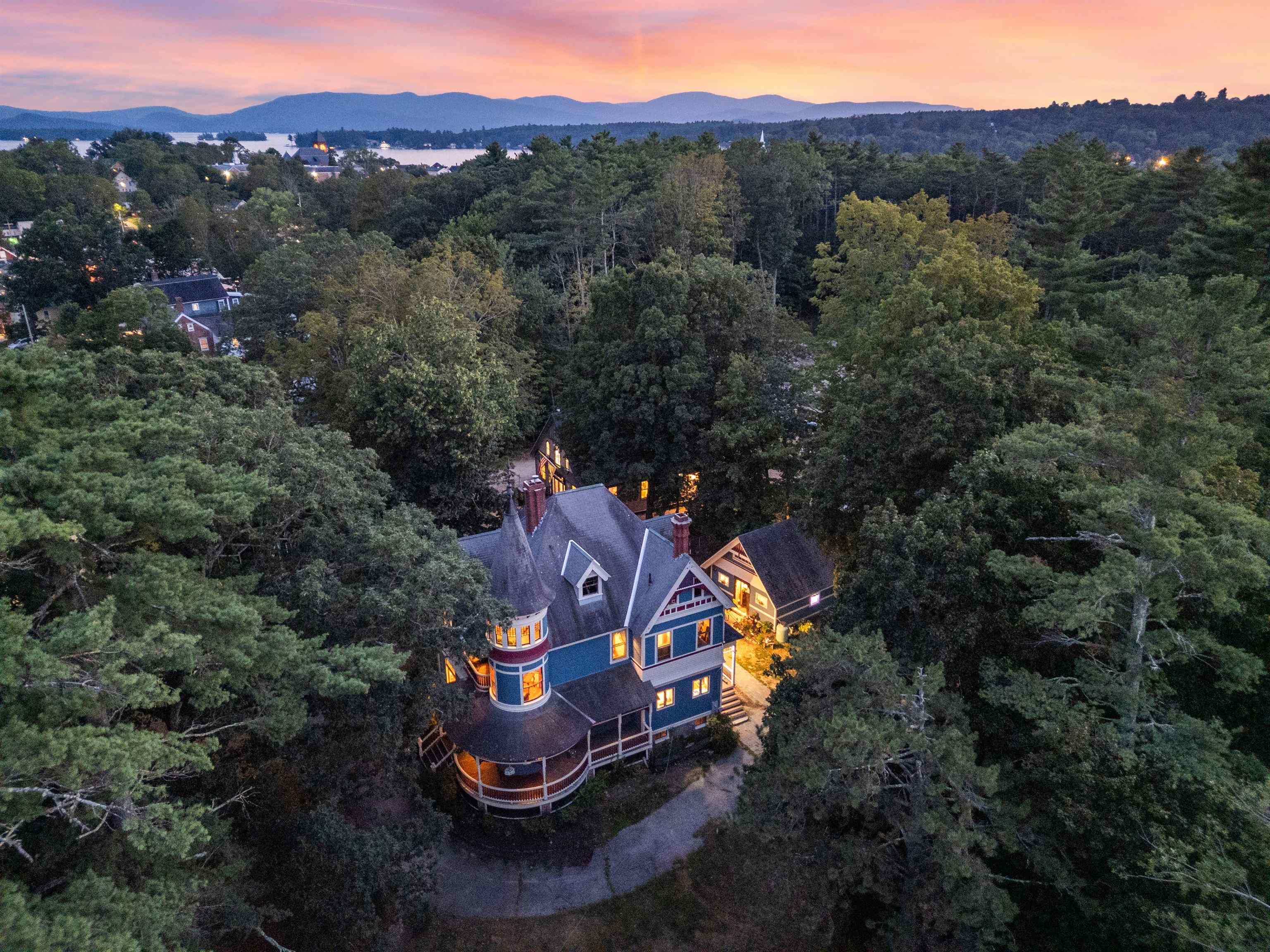 Homes for sale in Wolfeboro, NH | 68 Center St, Wolfeboro, NH 03894 | MLS# 5057163