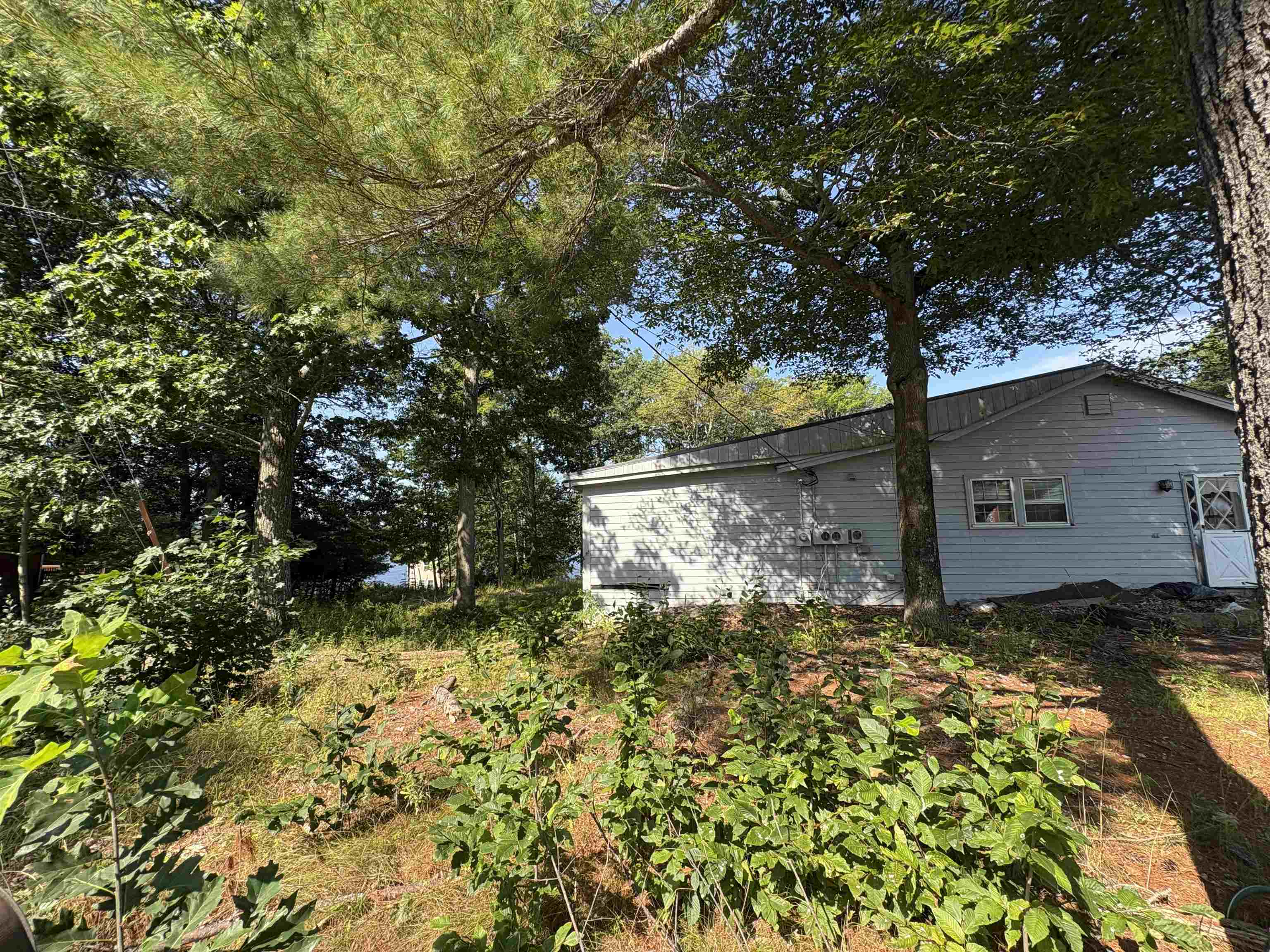 1563 1st Nh Turnpike, Northwood, NH 03261