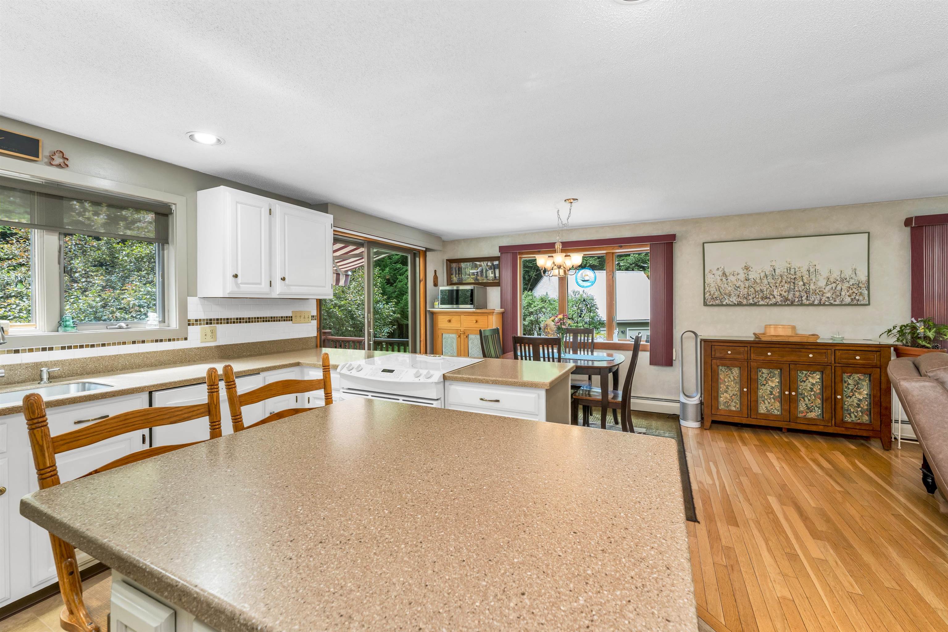 108 Maple Manor Rd, Conway, NH 03813