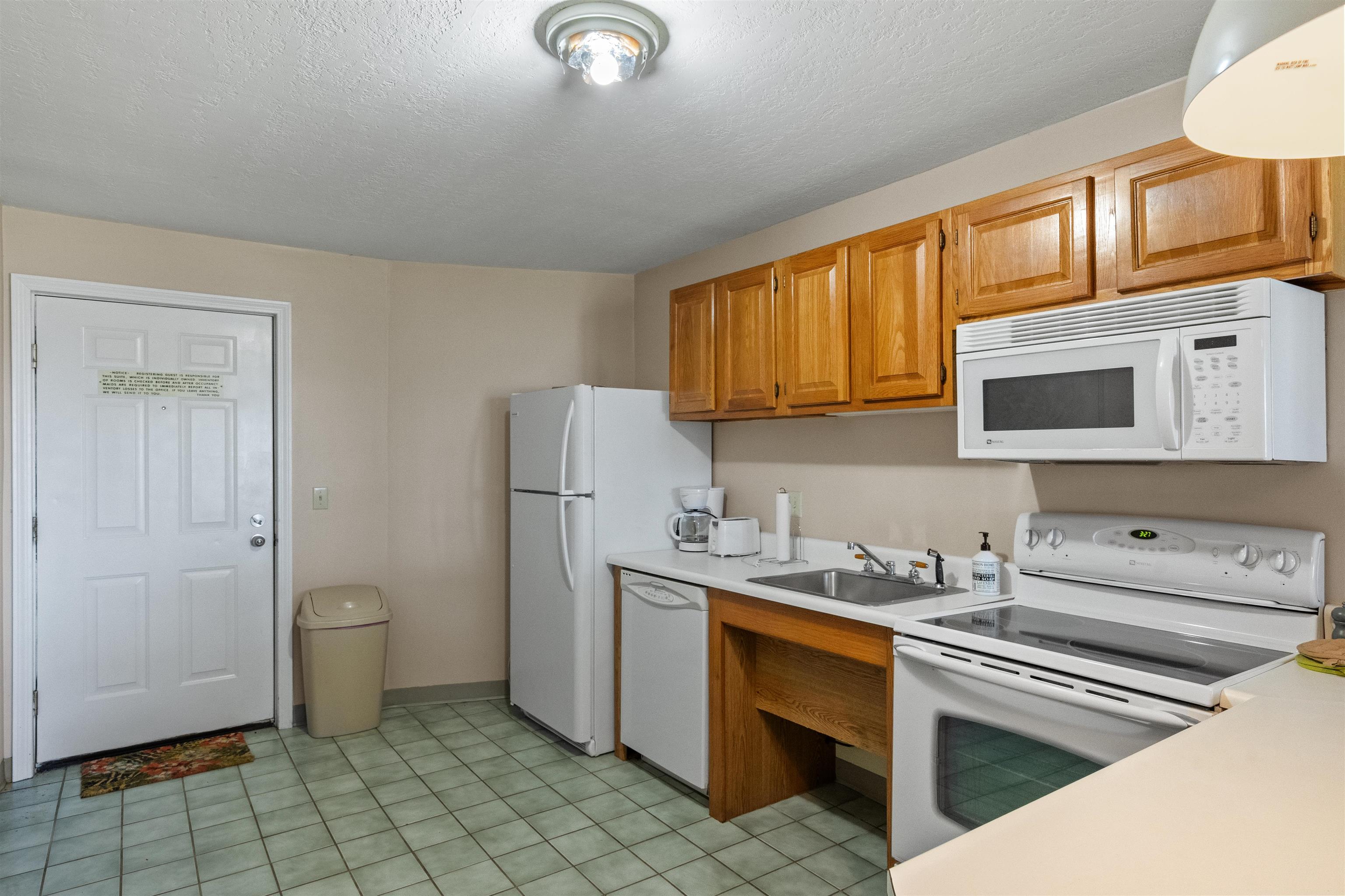 115 Weirs Rd, Gilford, NH 03249