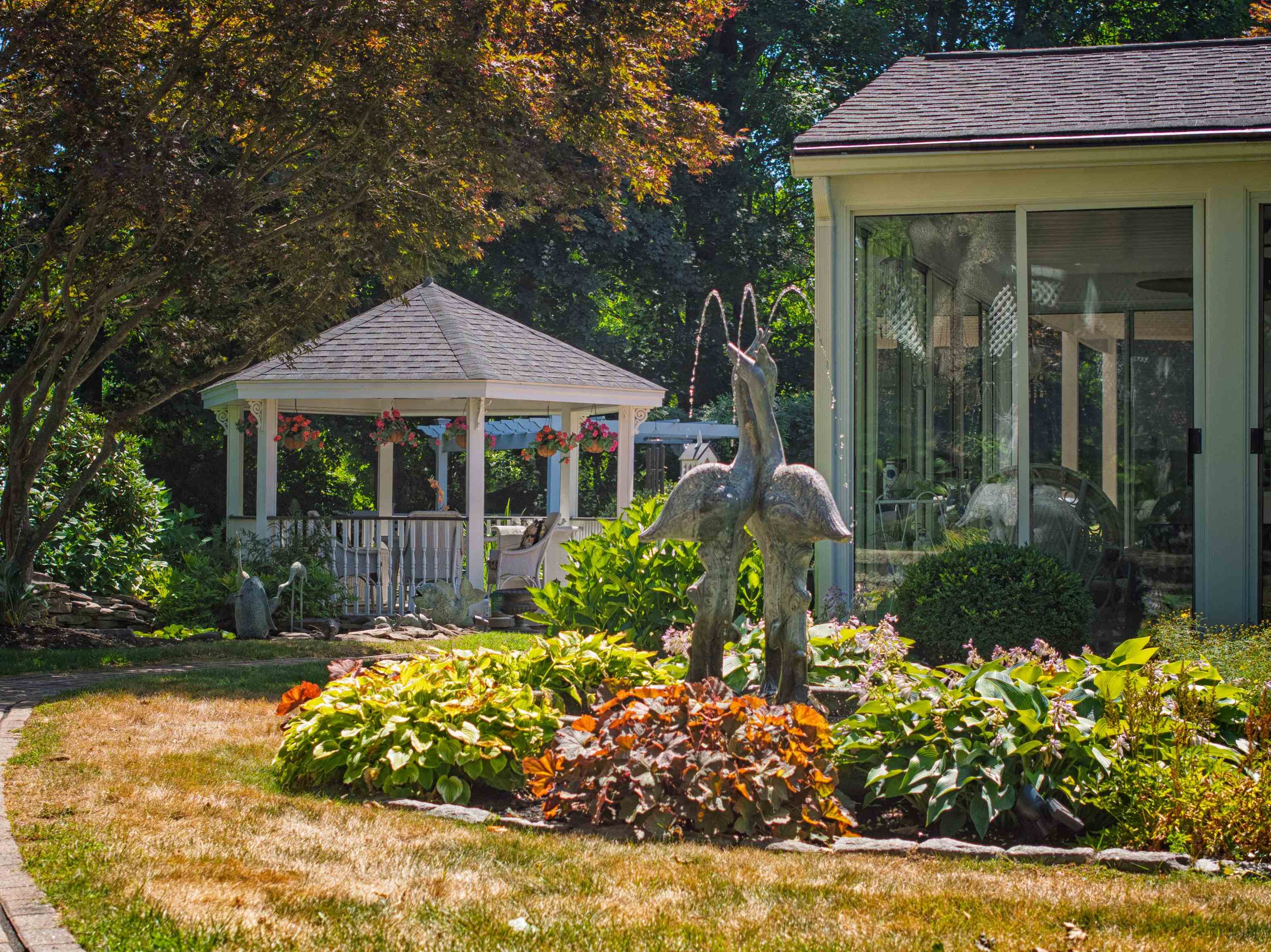 Homes for sale in Dover, NH | 2 Shamrock Ln, Dover, NH 03820 | MLS# 5057900