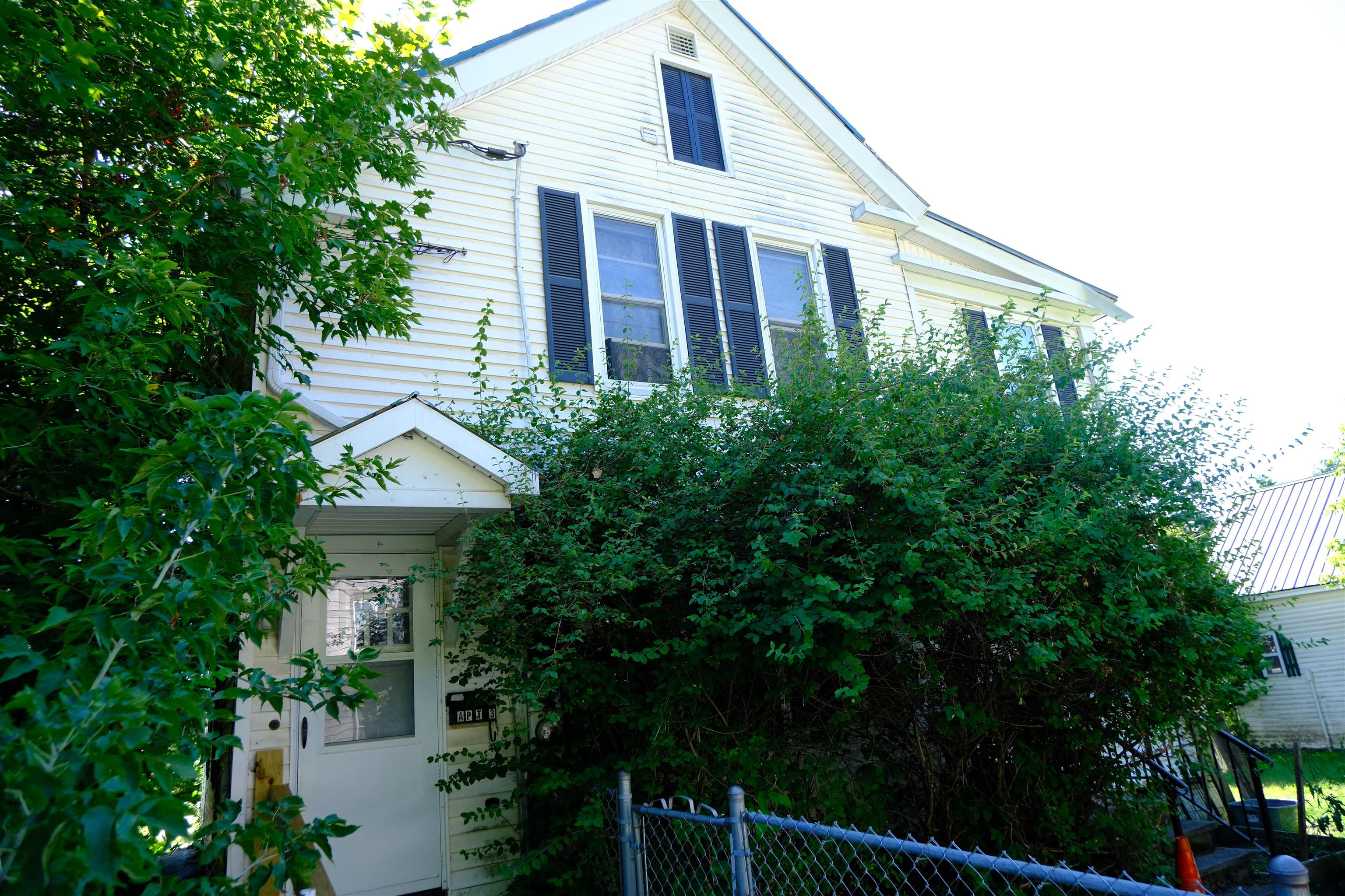 Homes for sale in St. Johnsbury, VT | 122 North Ave, St. Johnsbury, VT 05819 | MLS# 5058124