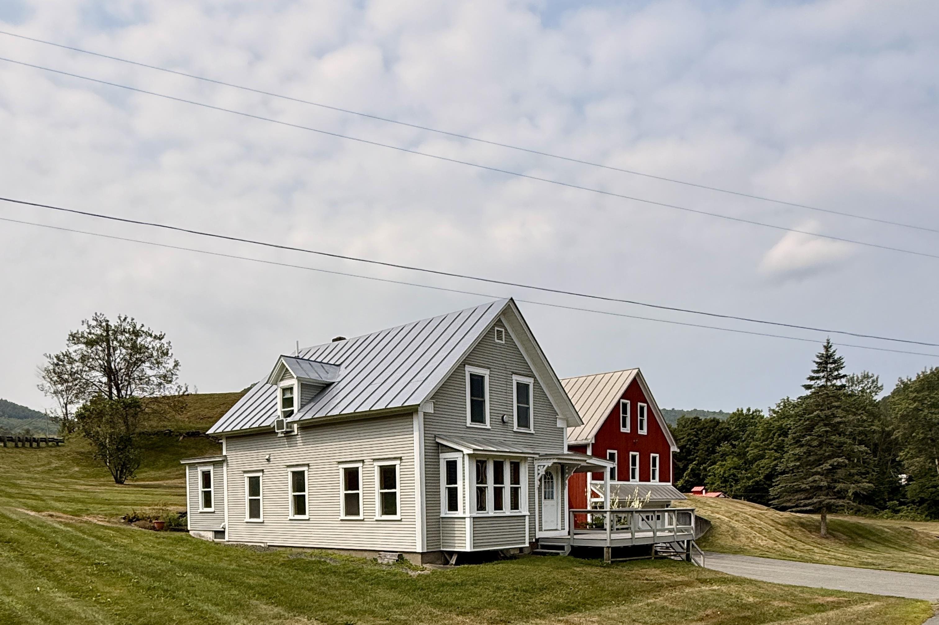 Homes for sale in Tunbridge, VT | 3 Howe Ln, Tunbridge, VT 05077 | MLS# 5058174