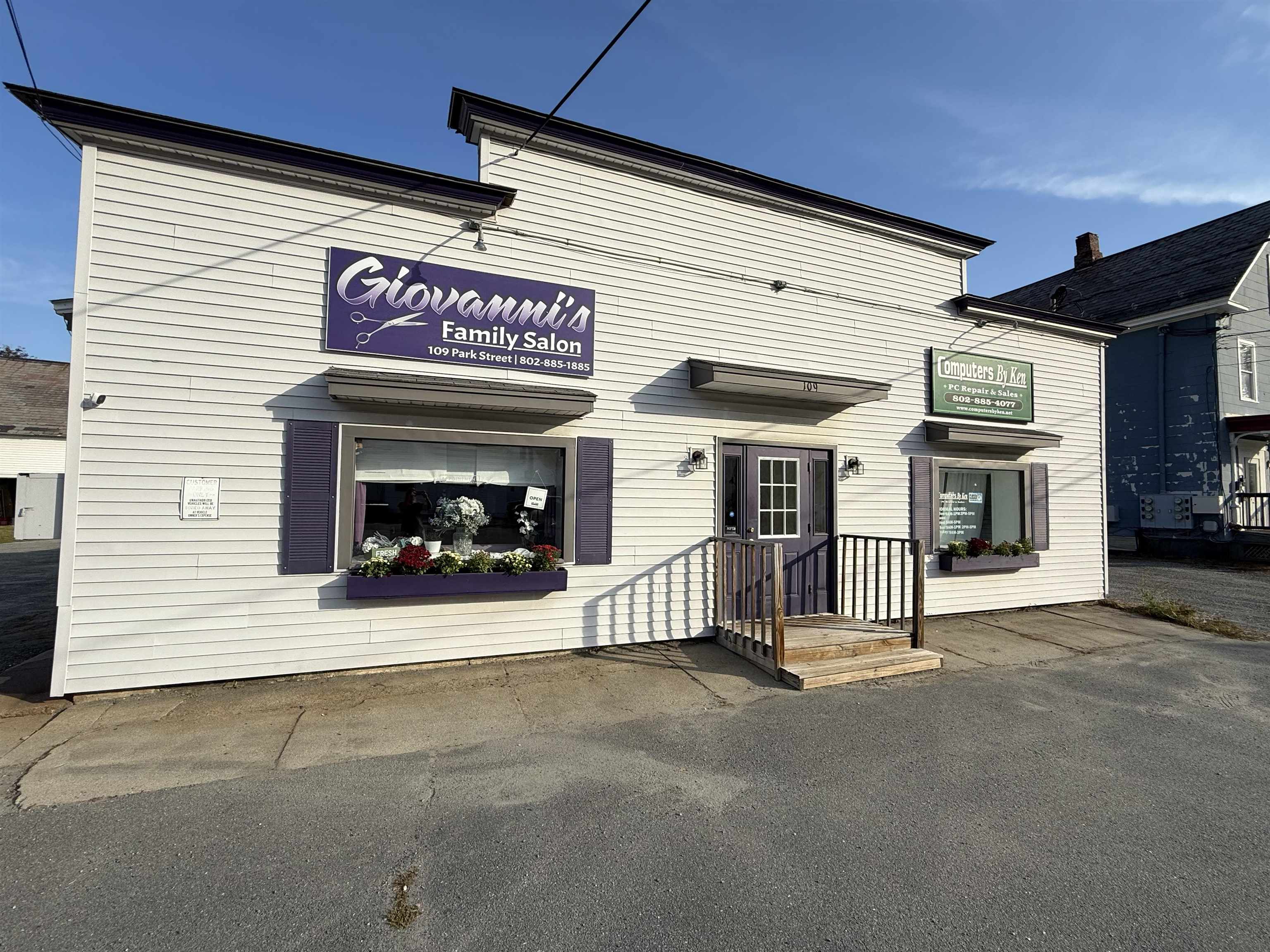 Springfield VT Commercial Property for sale $$205,000 $81 per sq.ft.