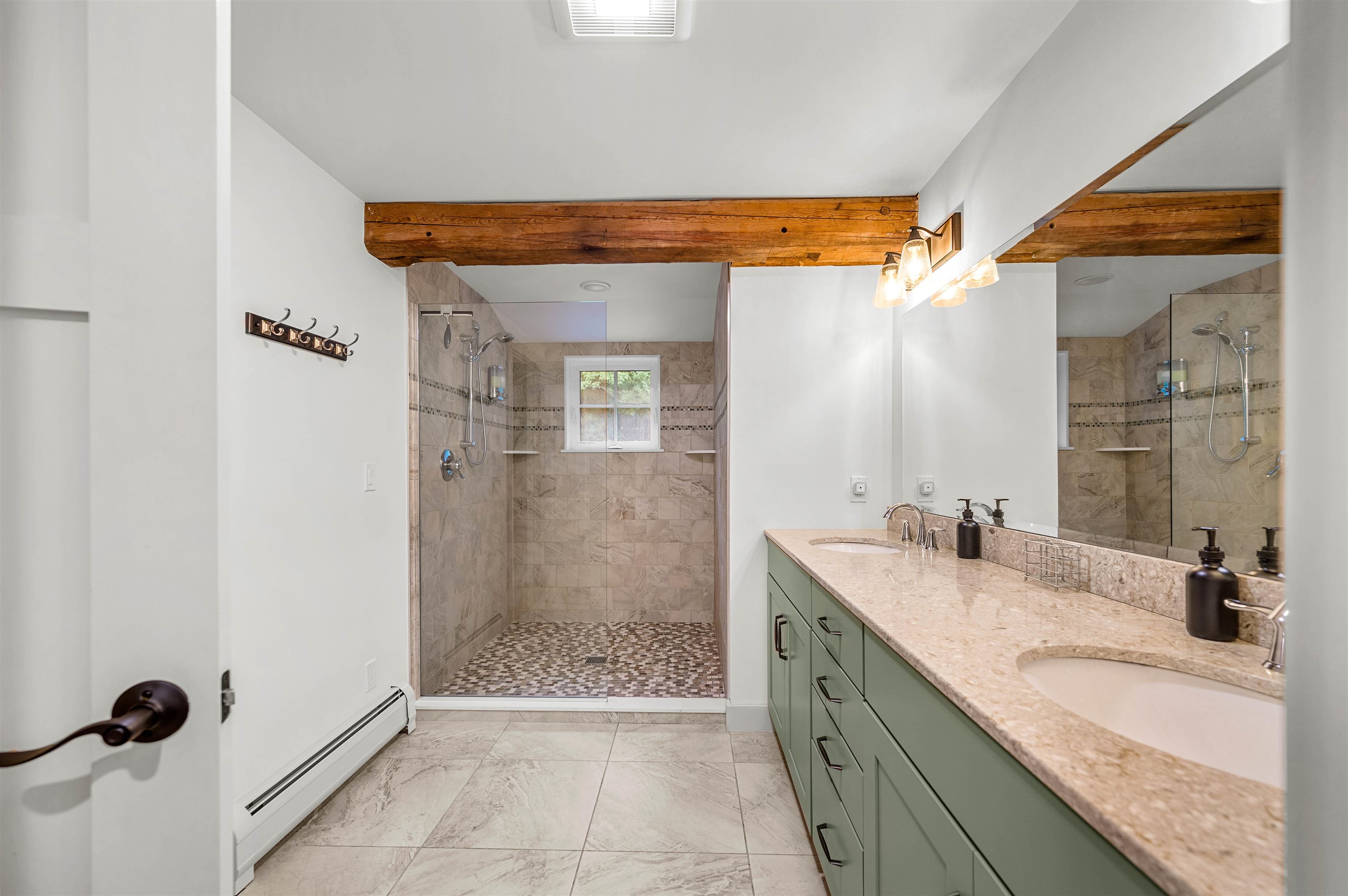 Common Man Unit 3 23954644