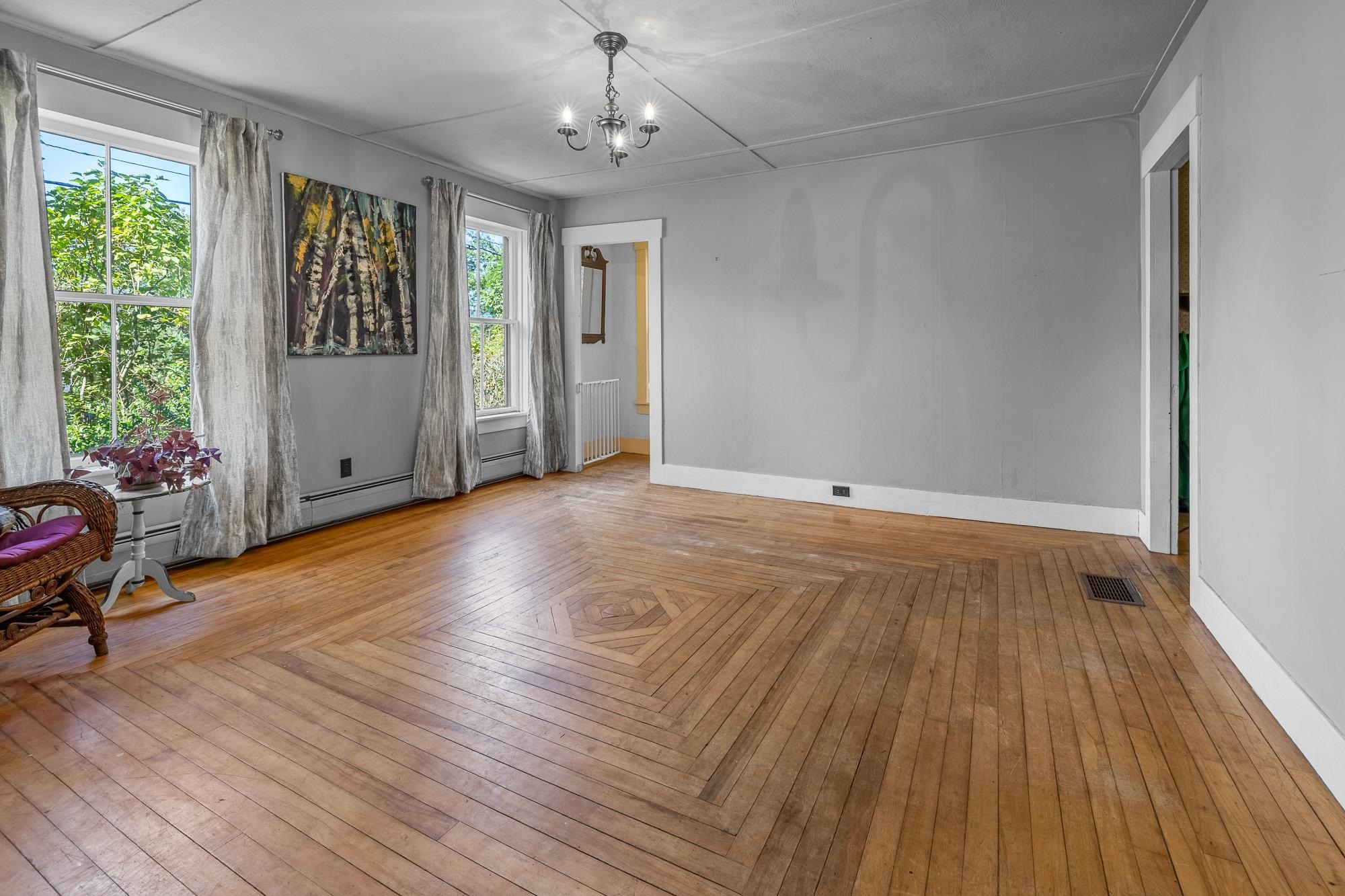 Dining Room 23944713