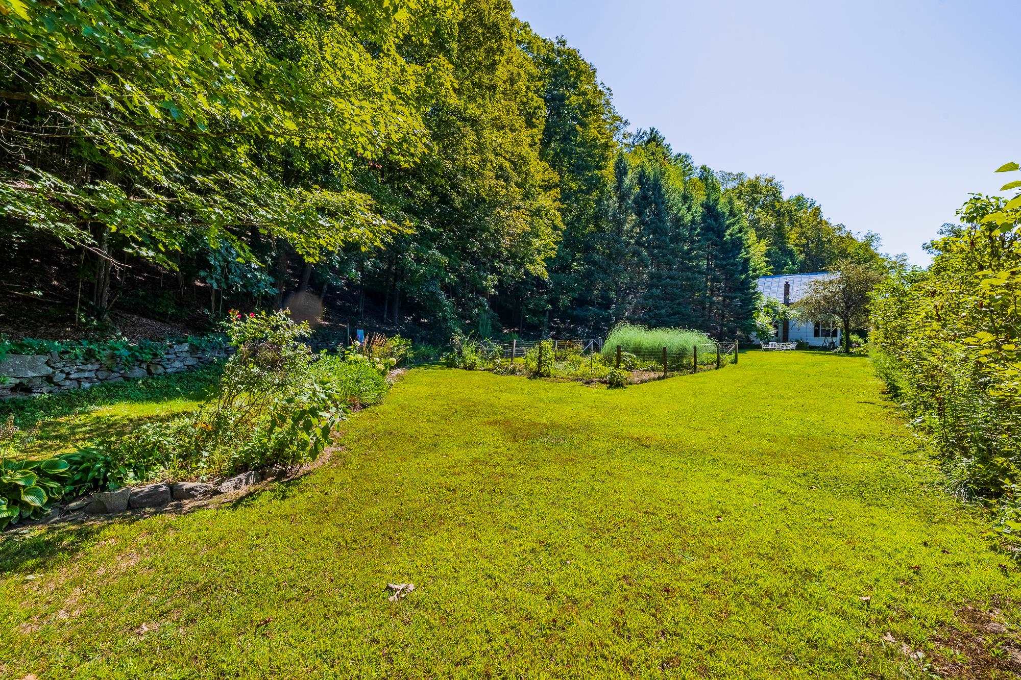 View from garden to house 23944673