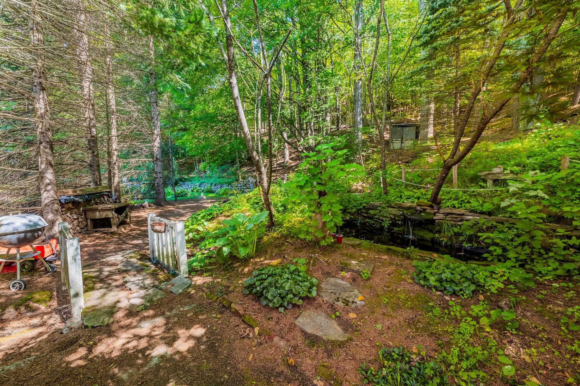 Shaded area with water feature 23944679