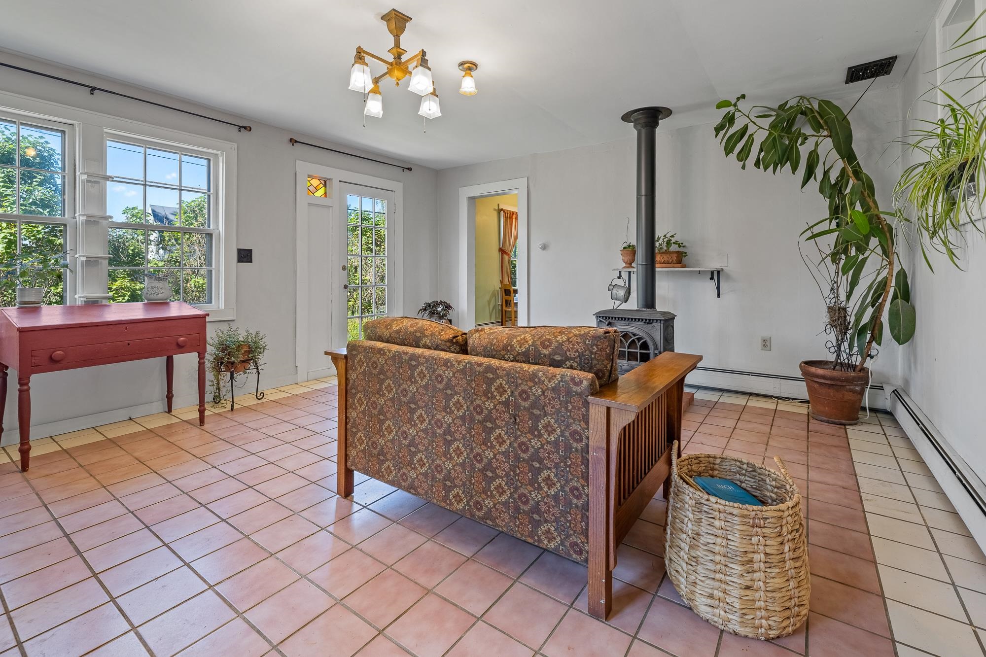 Sunroom/Mudroom 23944684