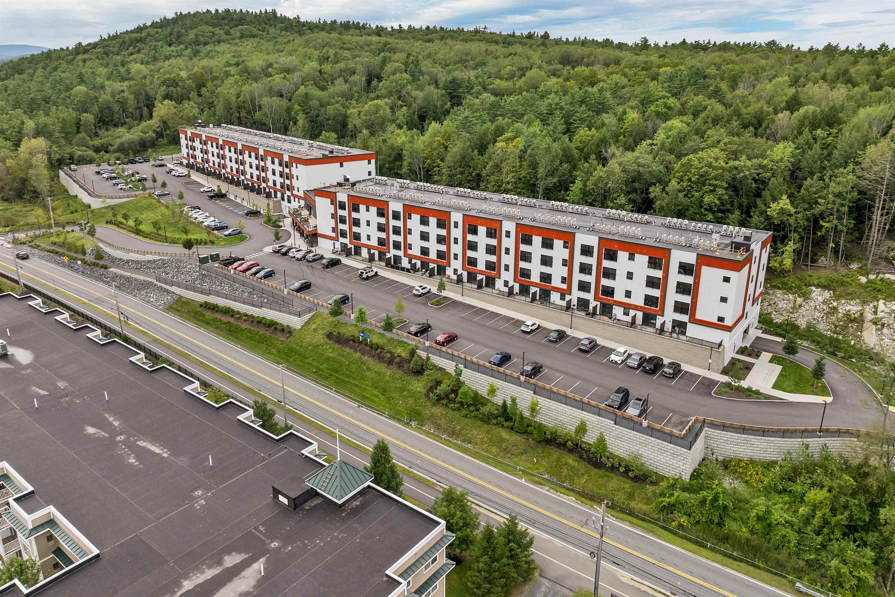 Close to Marek Condo Complex