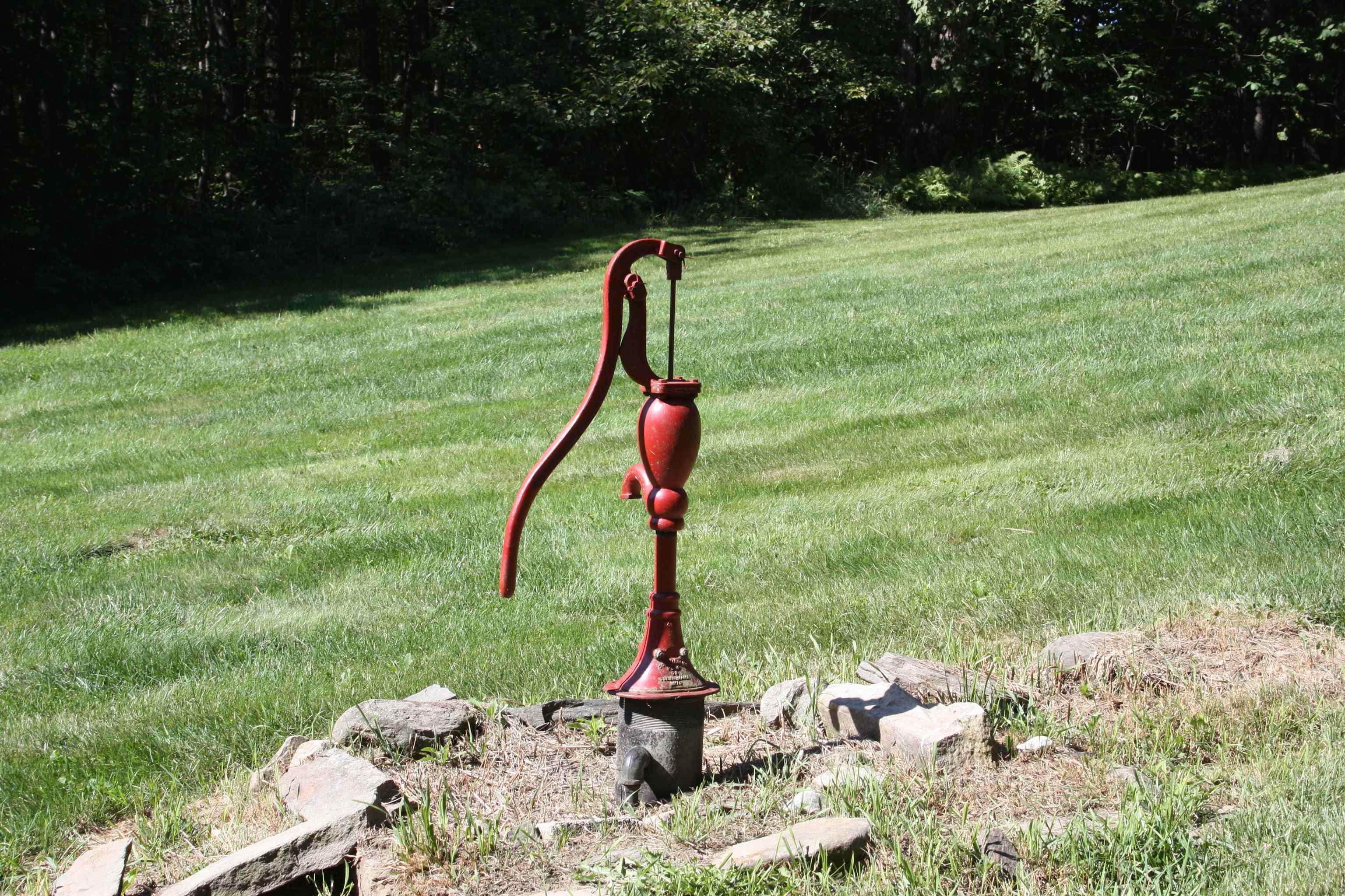 Well Hand Pump