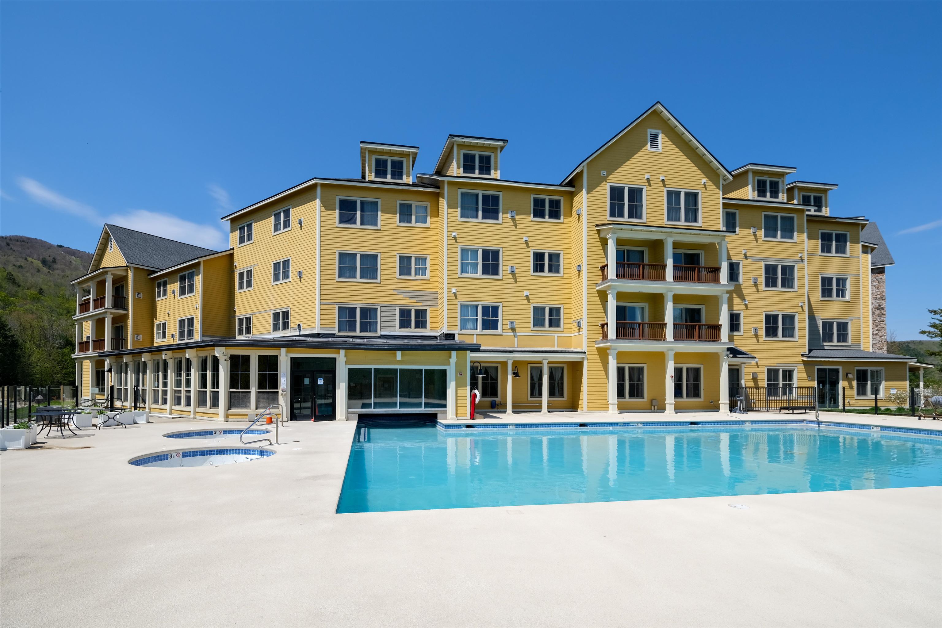 Jacskon Gore pool 23956446