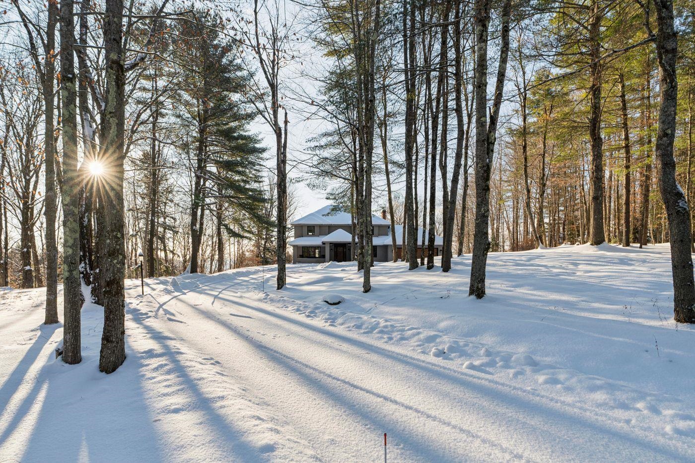 Homes for sale in Waterbury, VT | 21 Pinnacle Pt, Waterbury, VT 05676 | MLS# 5058737