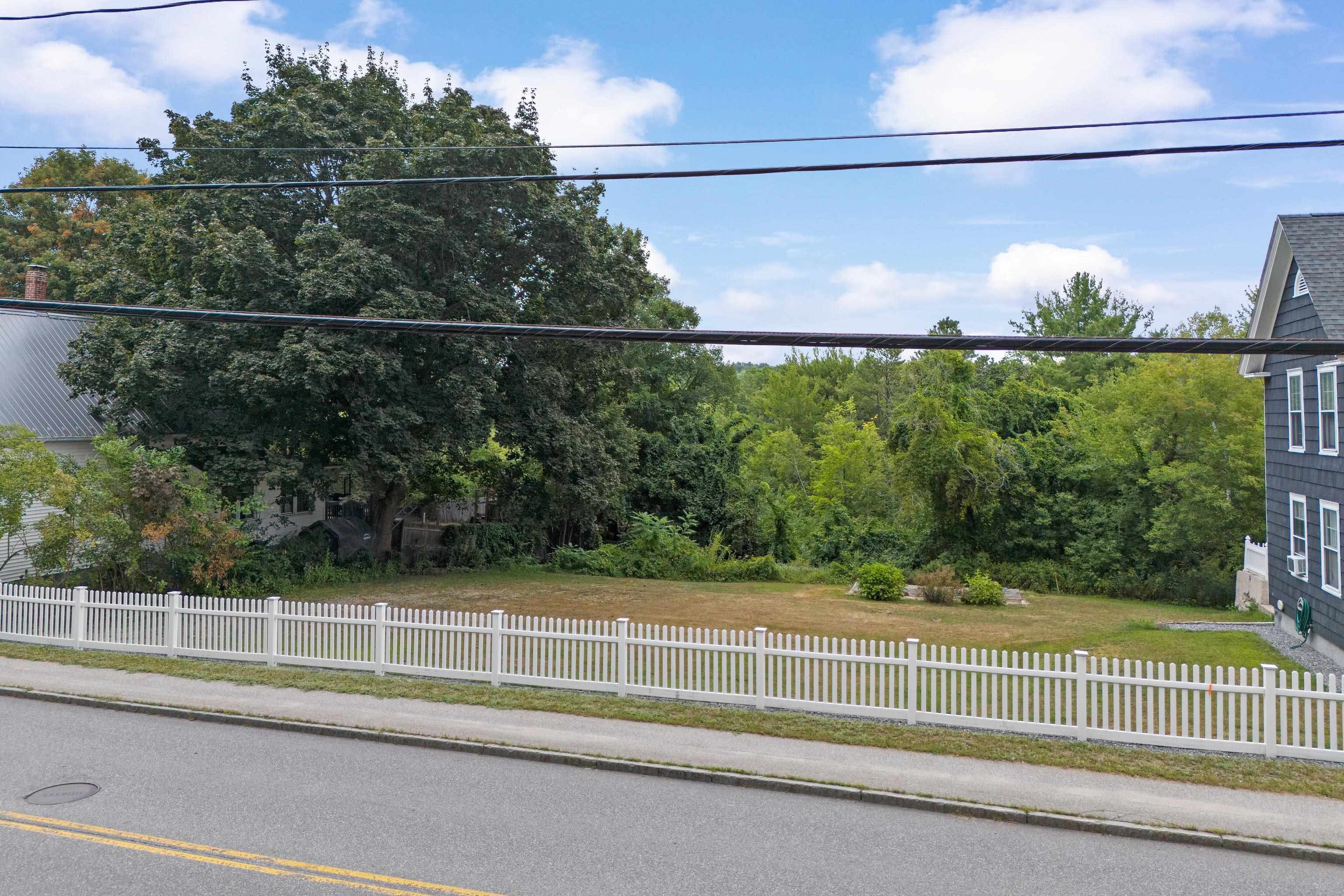 329 Front St, Manchester, NH 03102