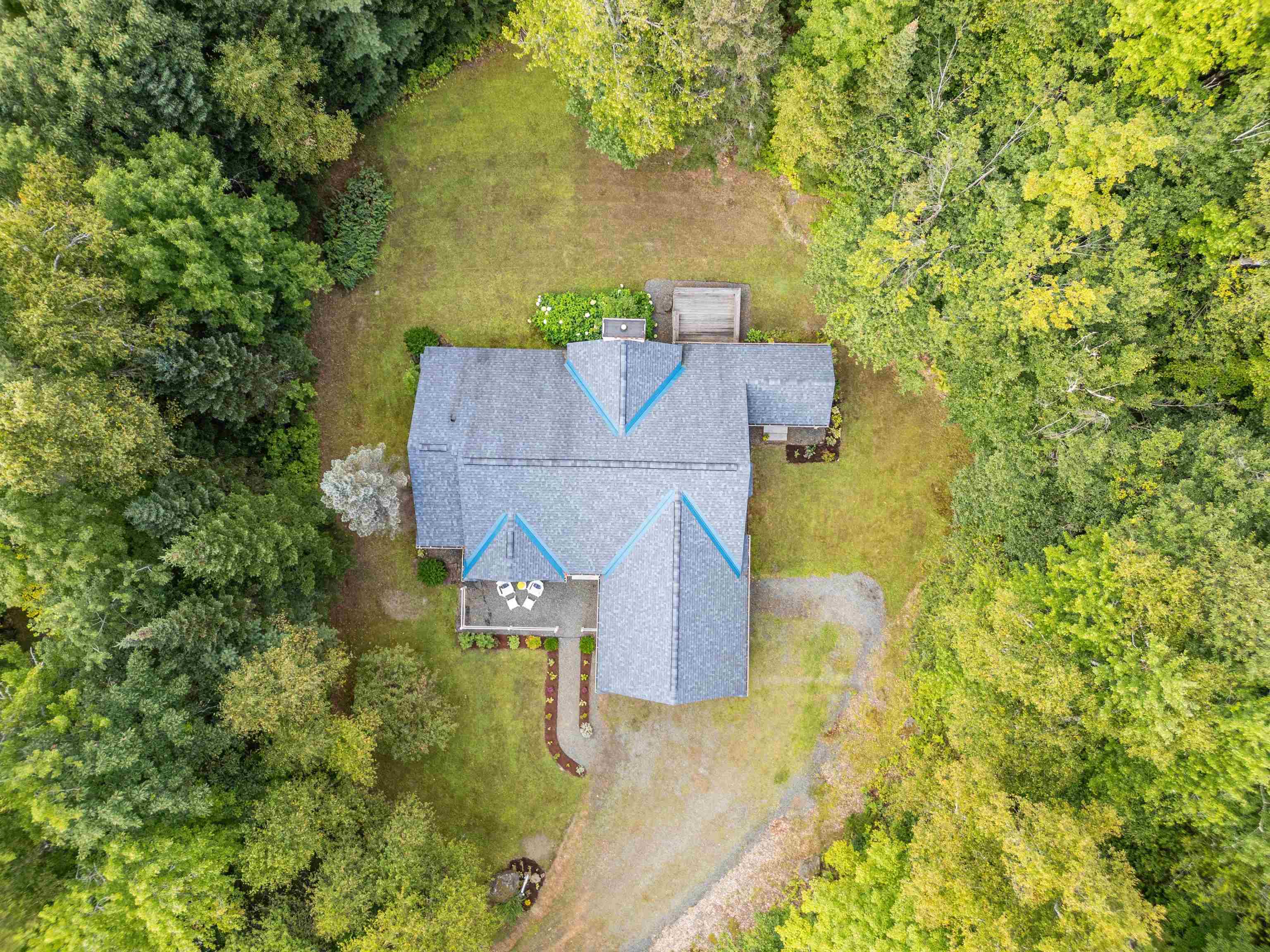 34 Foxglove Ln, Franconia, NH 03580