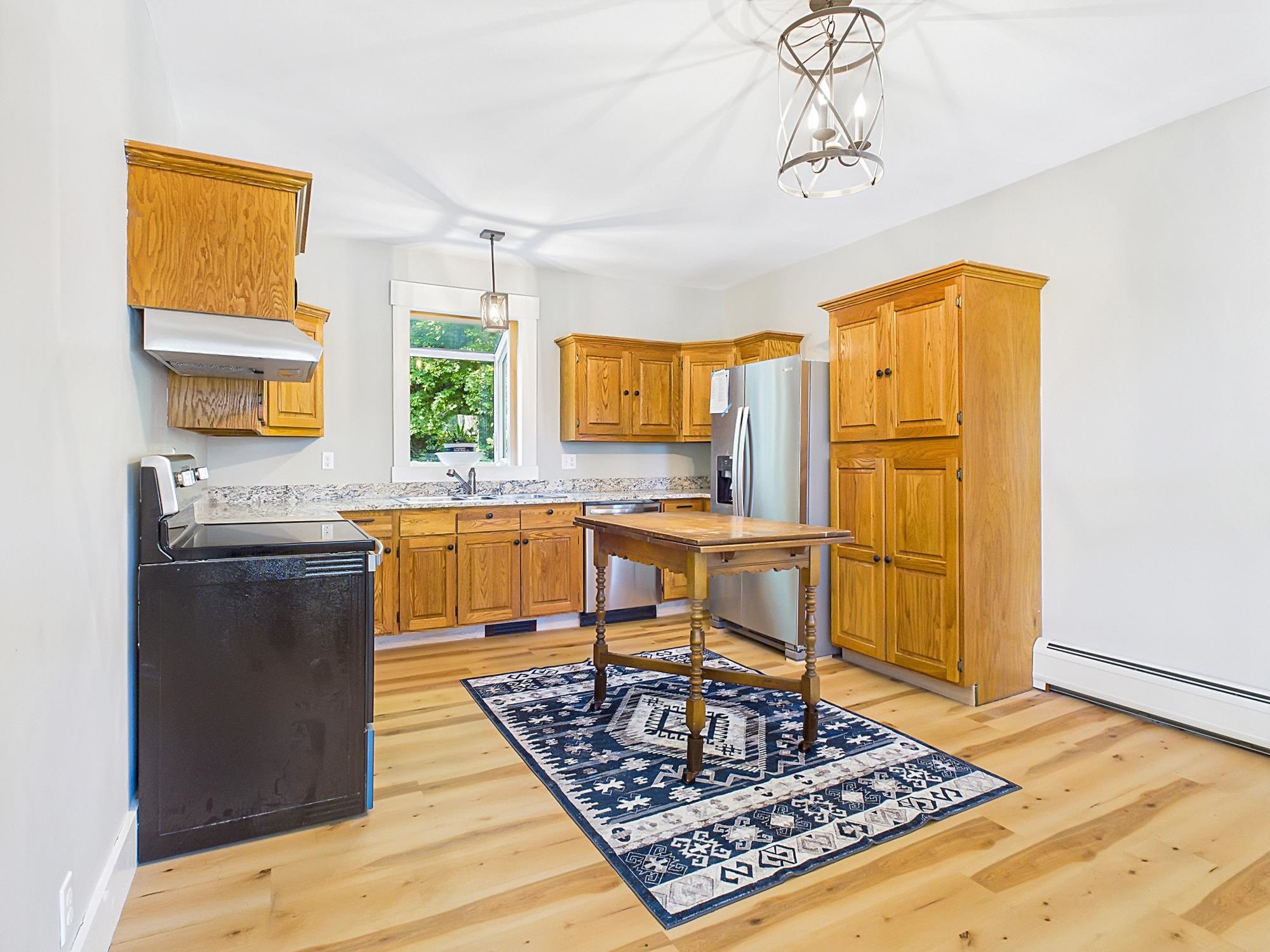 30 Spring St, Colebrook, NH 03576