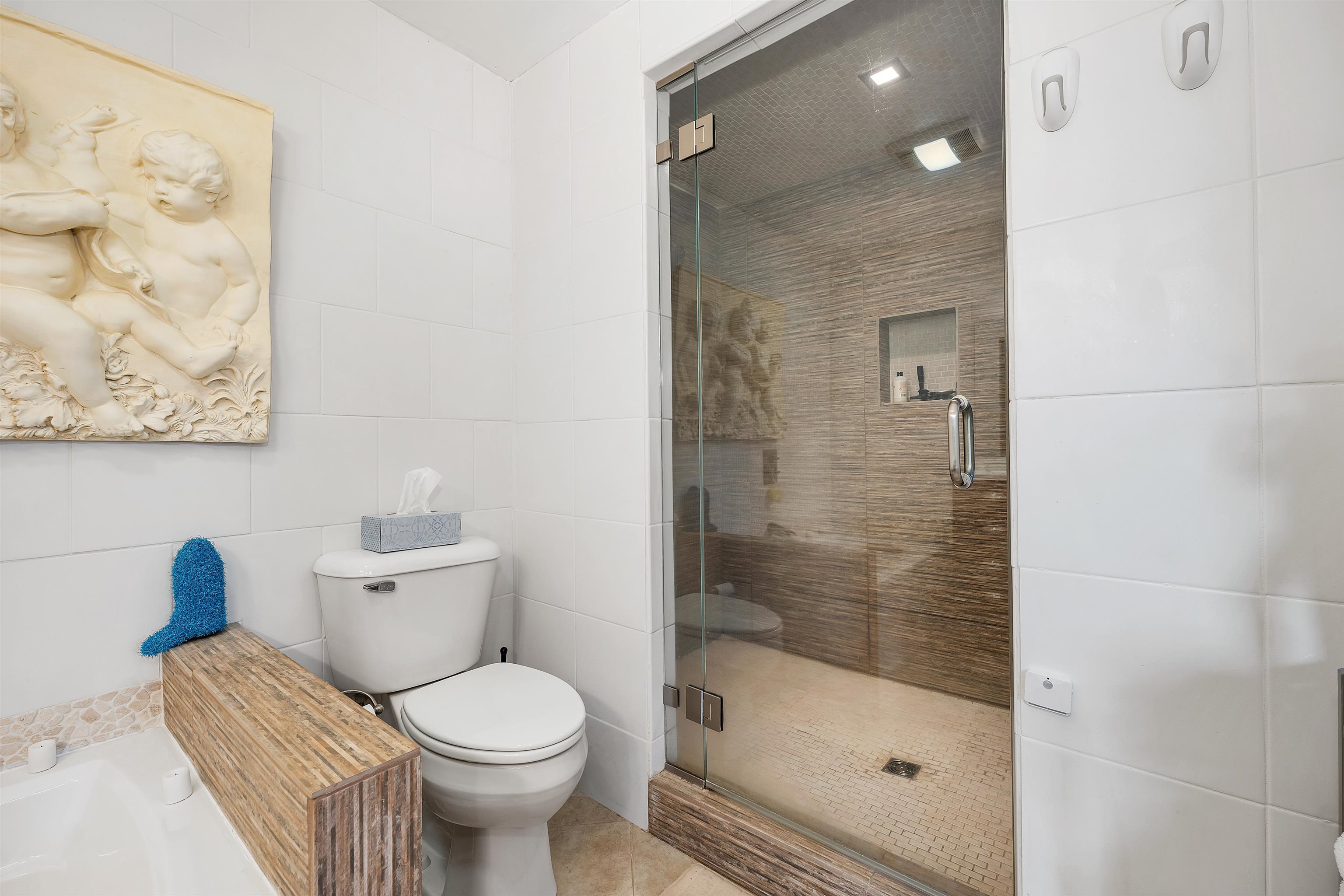 Primary with shower/steam room