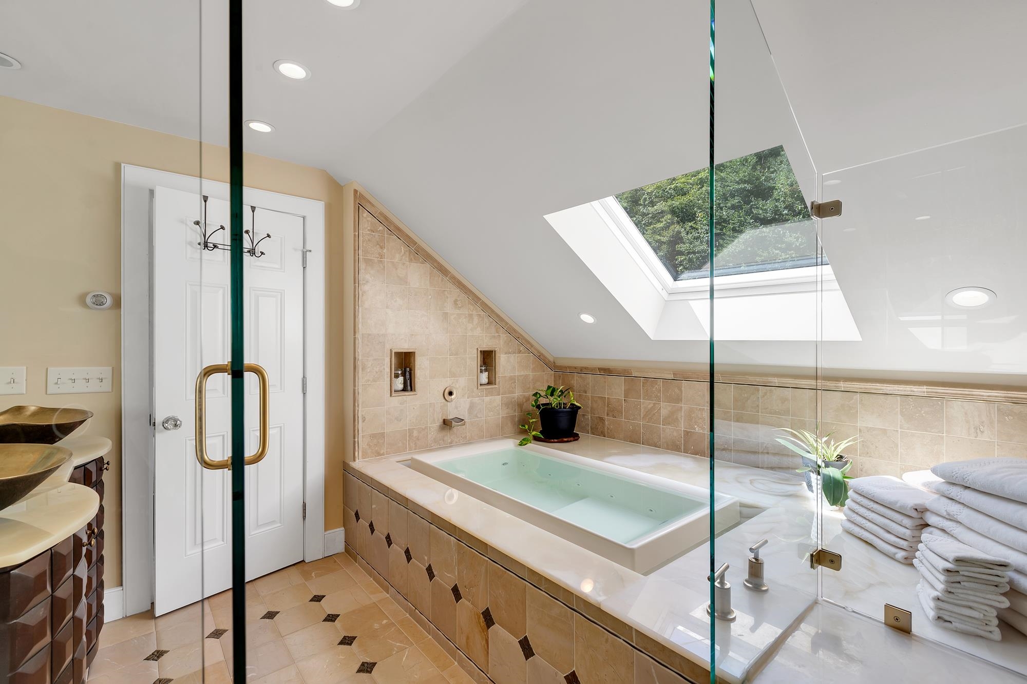 And Wonderful Natural Light 23919864