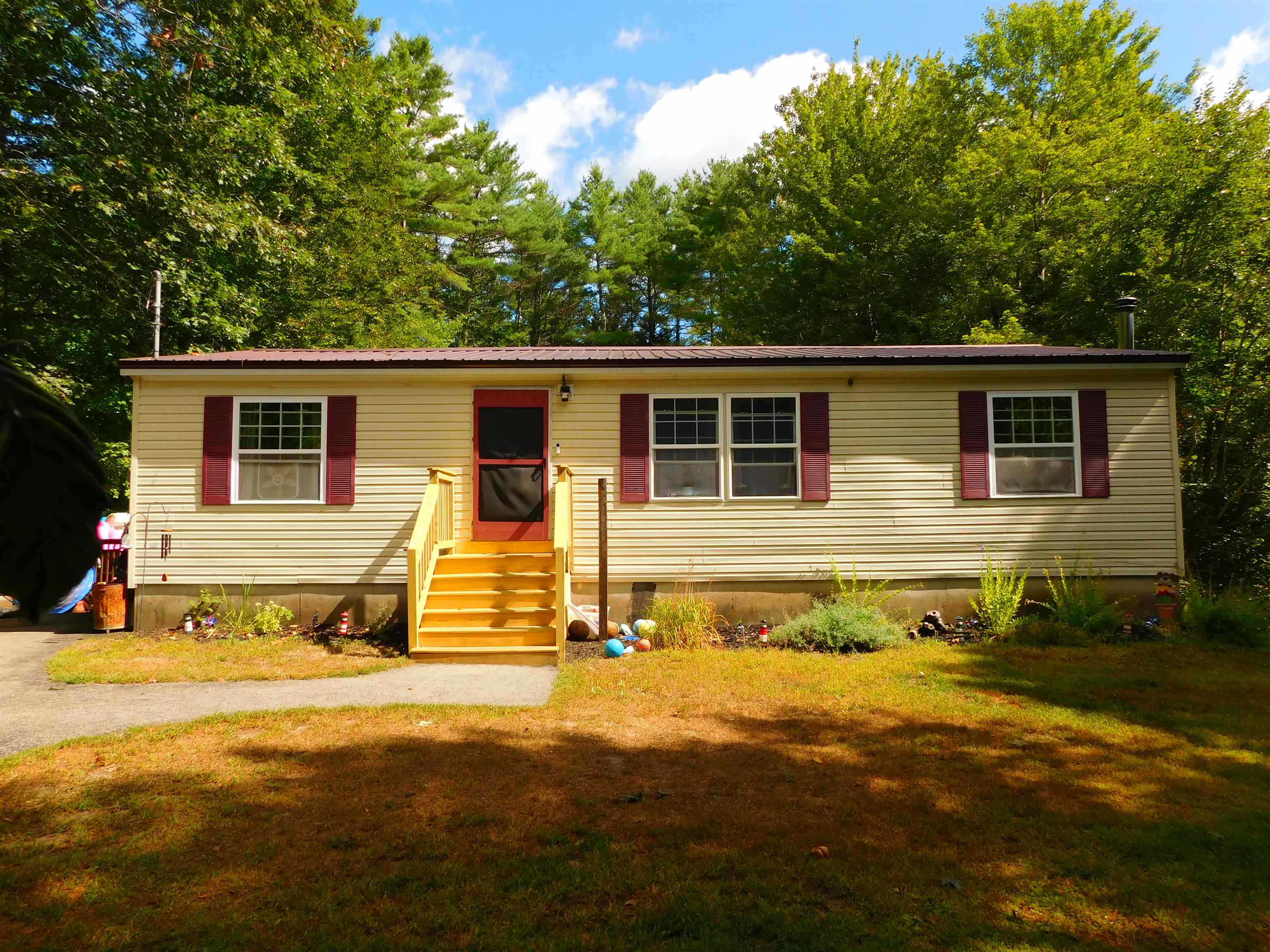 Village of East Wakefield in Town of Wakefield NH Home for sale $$359,900 $230 per sq.ft.
