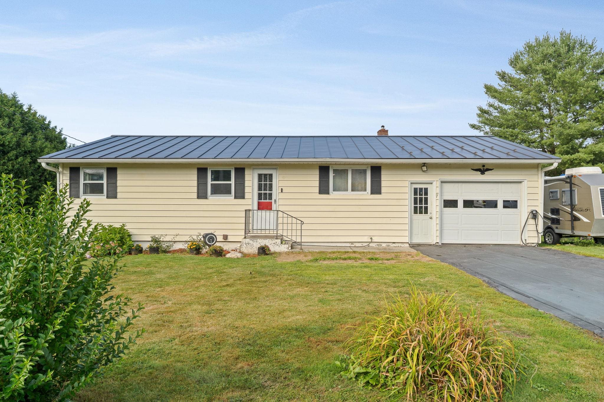 Barre Town VT Home for sale $$339,000 $180 per sq.ft.