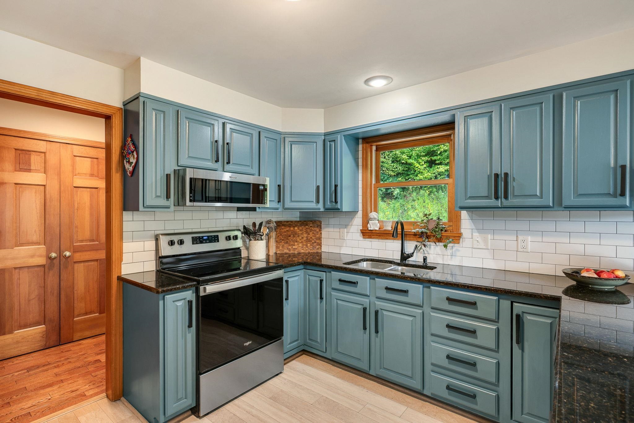 Homes for sale in Berlin, VT | 140 Point Ridge Rd, Berlin, VT 05641 | MLS# 5059308