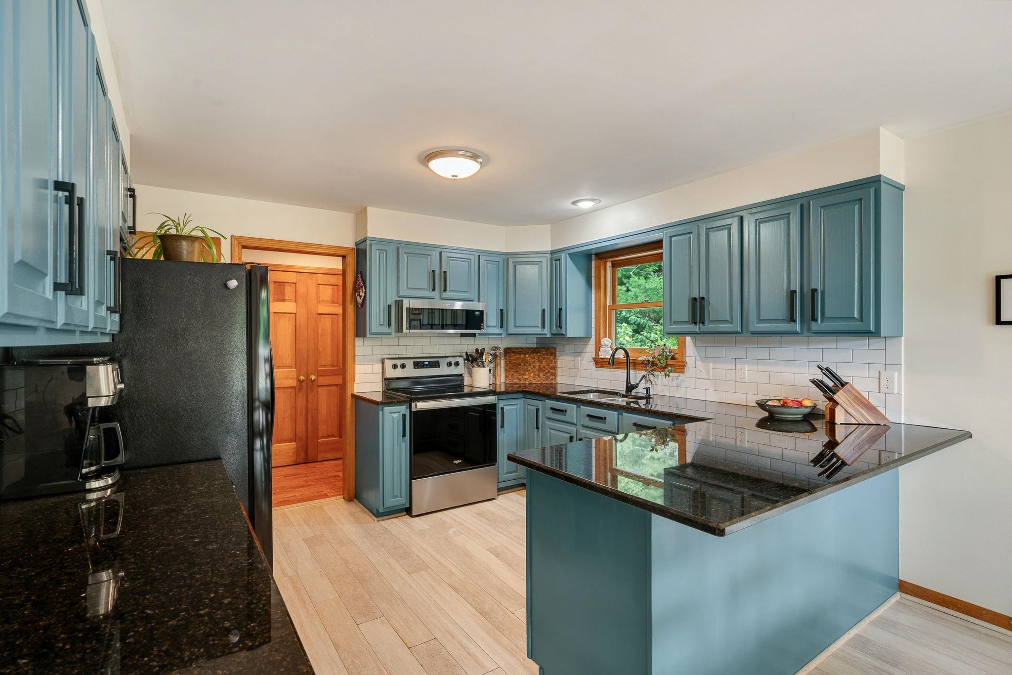 Homes for sale in Berlin, VT | 140 Point Ridge Rd, Berlin, VT 05641 | MLS# 5059308