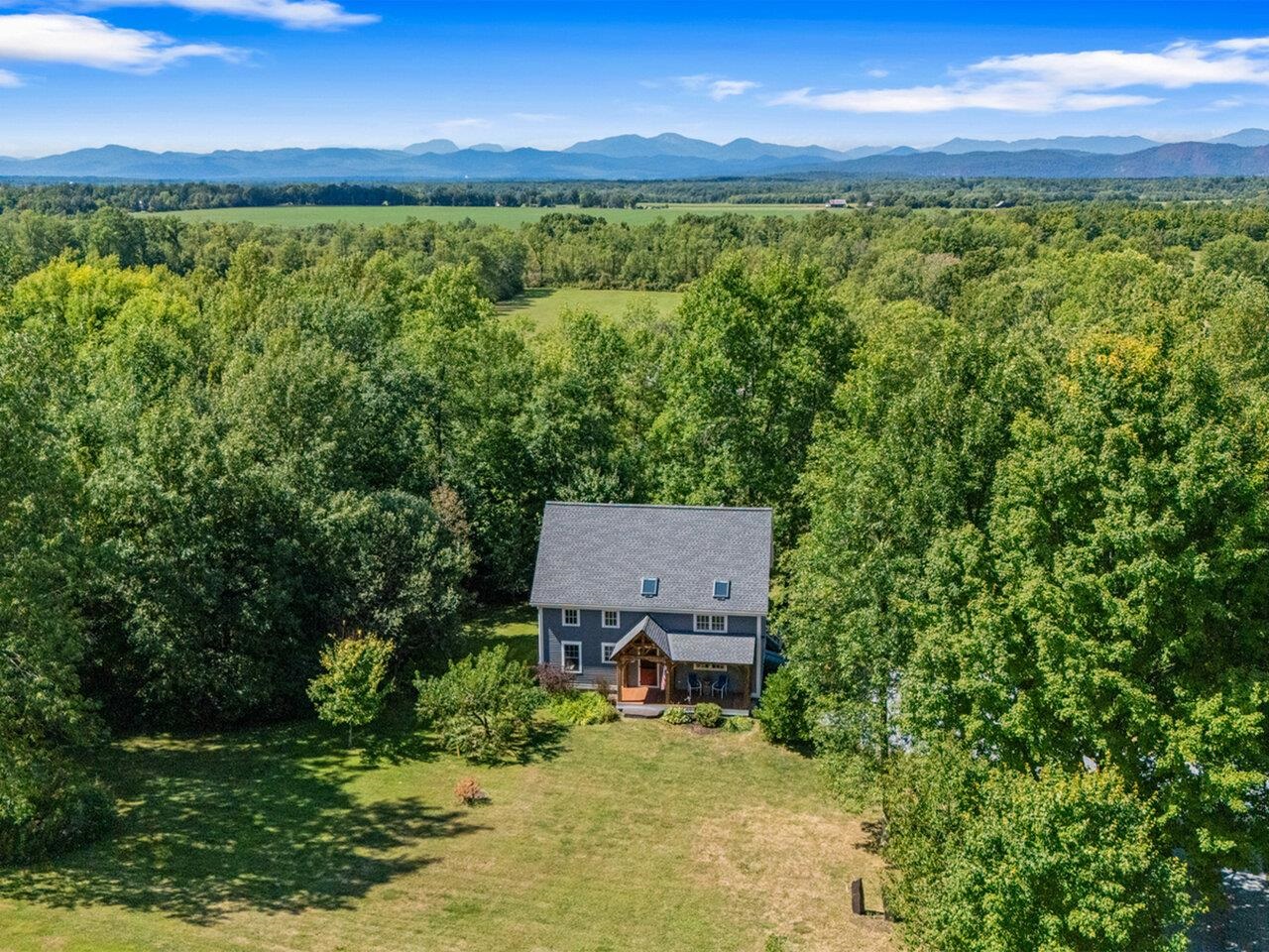 Homes for sale in Ferrisburgh, VT | 588 Round Barn Rd, Ferrisburgh, VT 05456 | MLS# 5059495