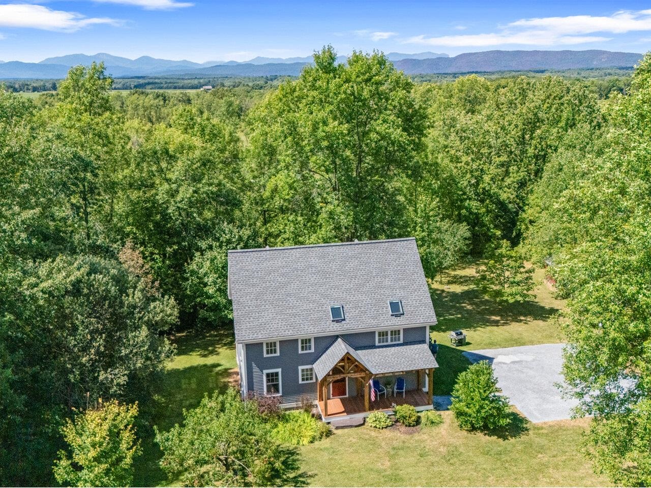 Homes for sale in Ferrisburgh, VT | 588 Round Barn Rd, Ferrisburgh, VT 05456 | MLS# 5059495