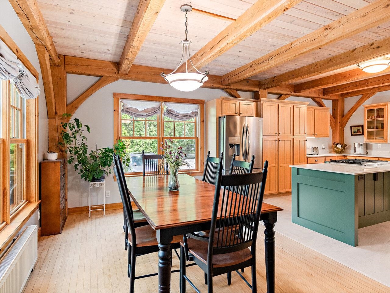 Homes for sale in Ferrisburgh, VT | 588 Round Barn Rd, Ferrisburgh, VT 05456 | MLS# 5059495