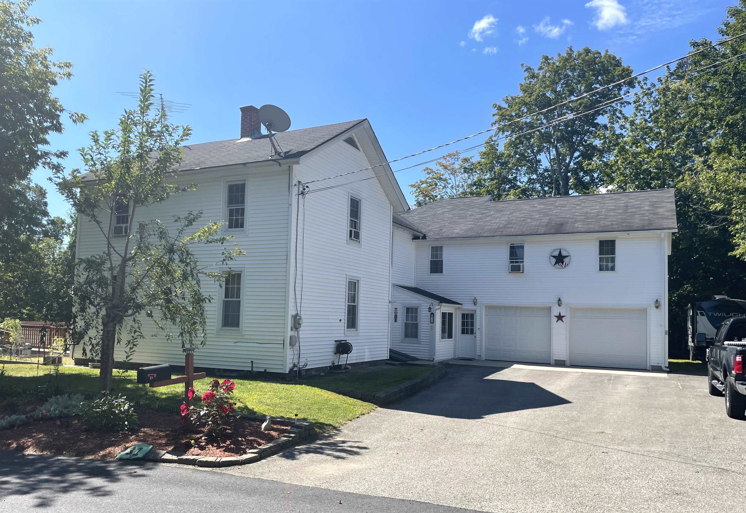 31 Green St, Northwood, NH 03261