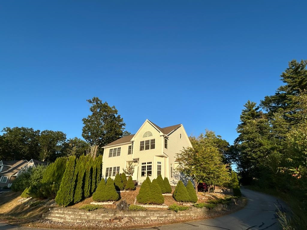 Belmont NH Home for sale $$1,227,000 $370 per sq.ft.