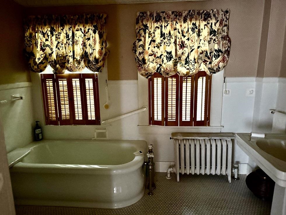 Homes for sale in Rochester, VT | 115 Bethel Mtn Rd, Rochester, VT 05767 | MLS# 5060051